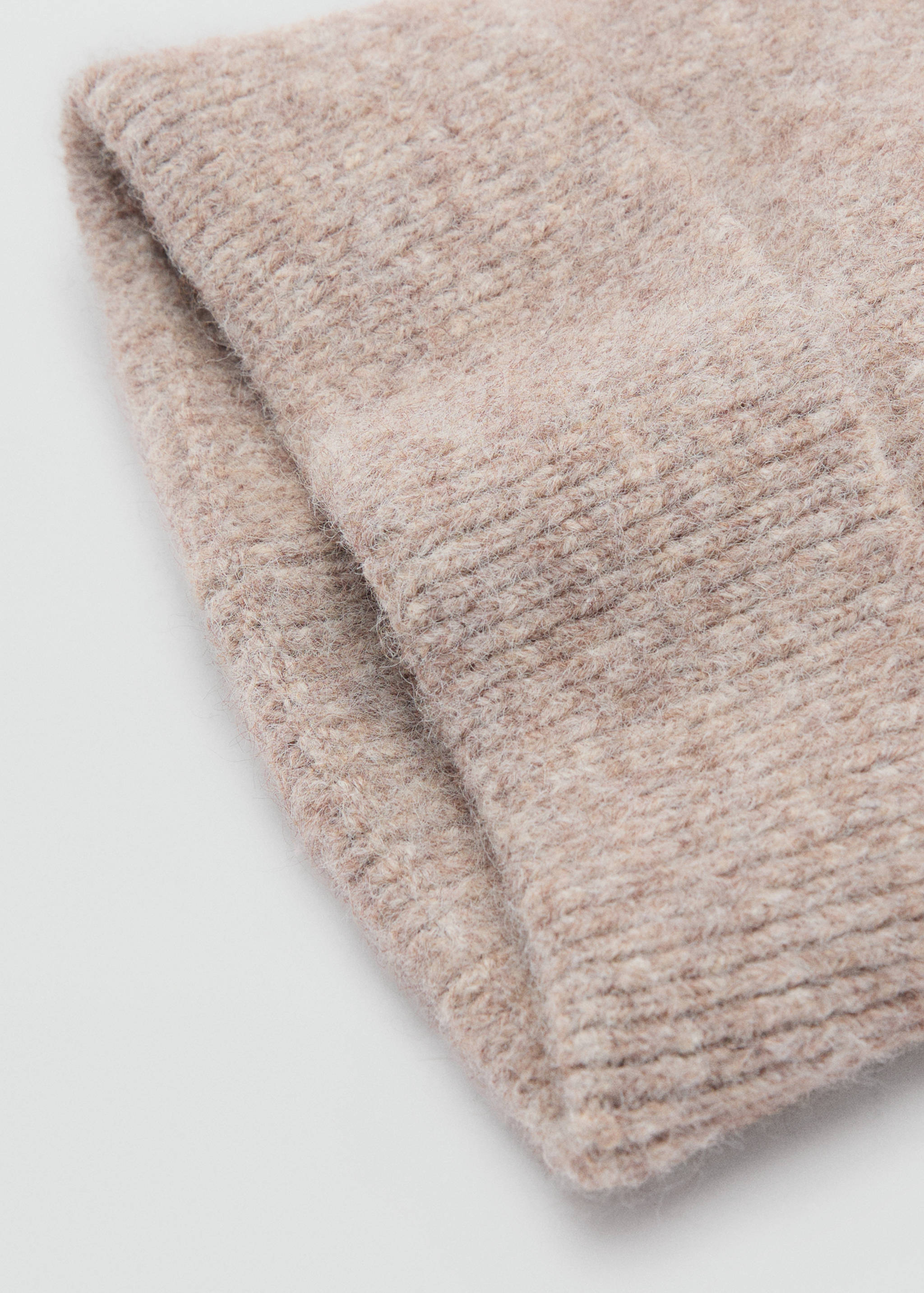 Bonnet en maille - Plan moyen