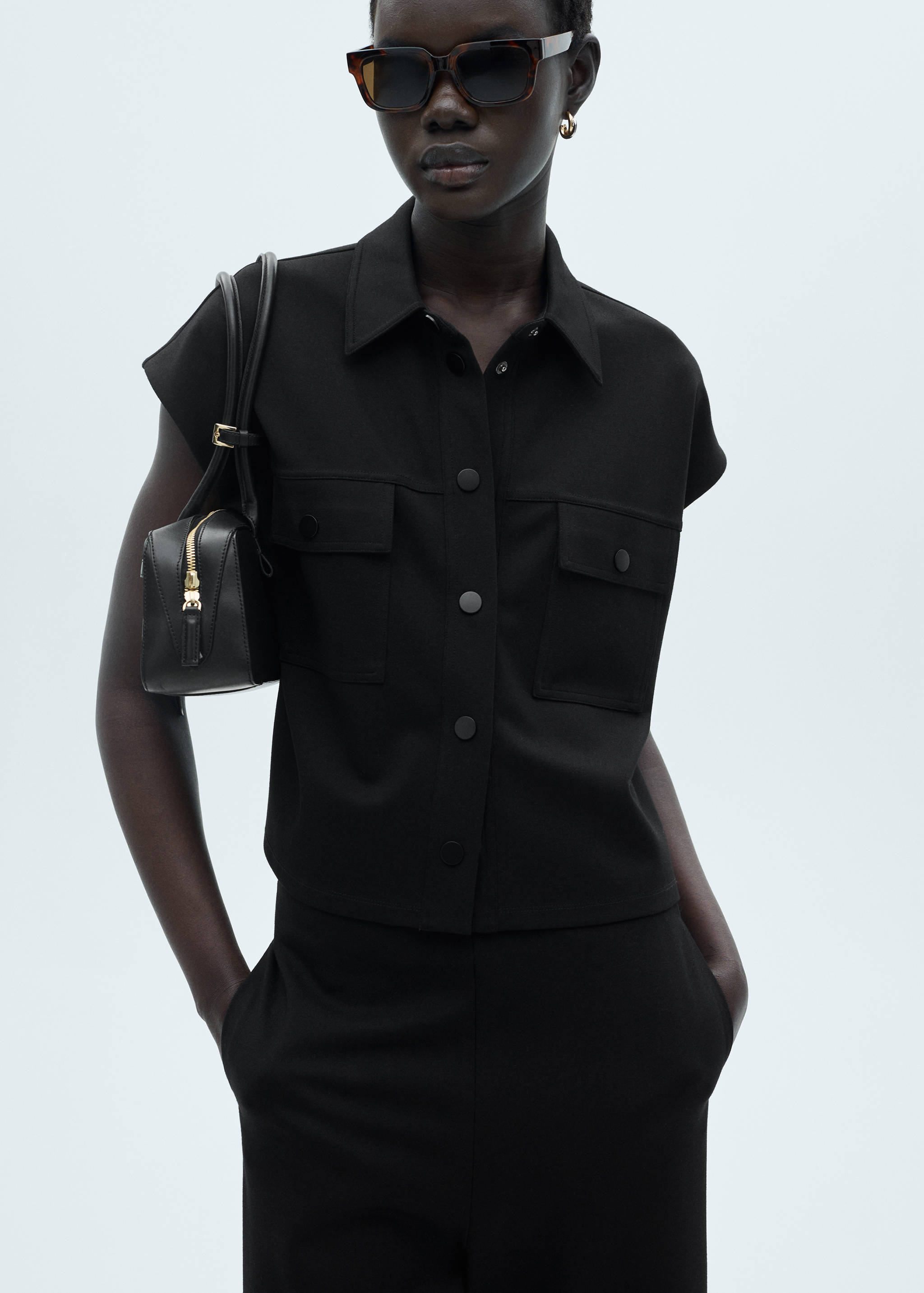 سروال قصير منسوج - تفاصيل المنتج 1