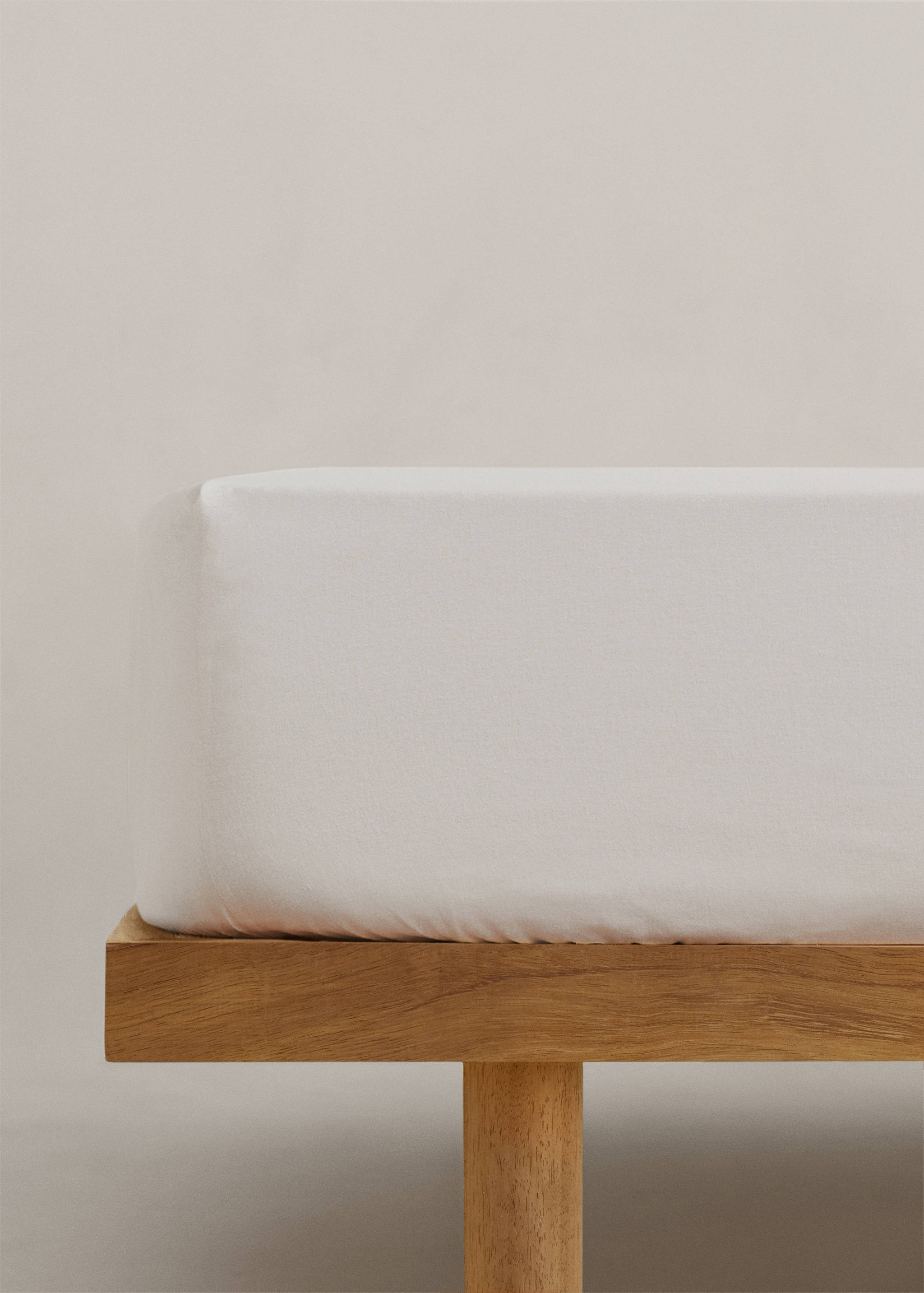 Plain flannel fitted sheet 150cm - Article without model
