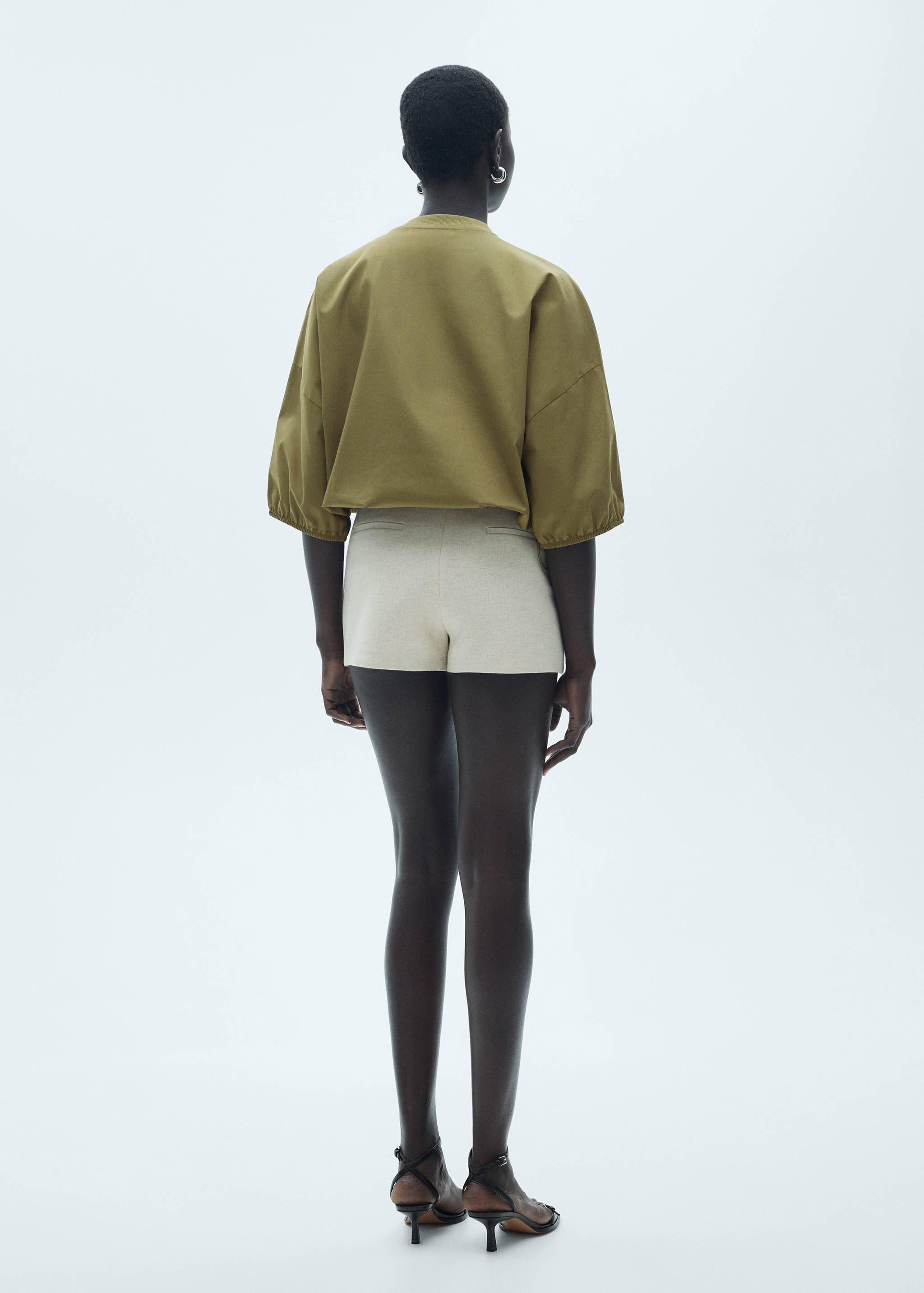 Katoenen T-shirt met zakken - Achterkant van het artikel