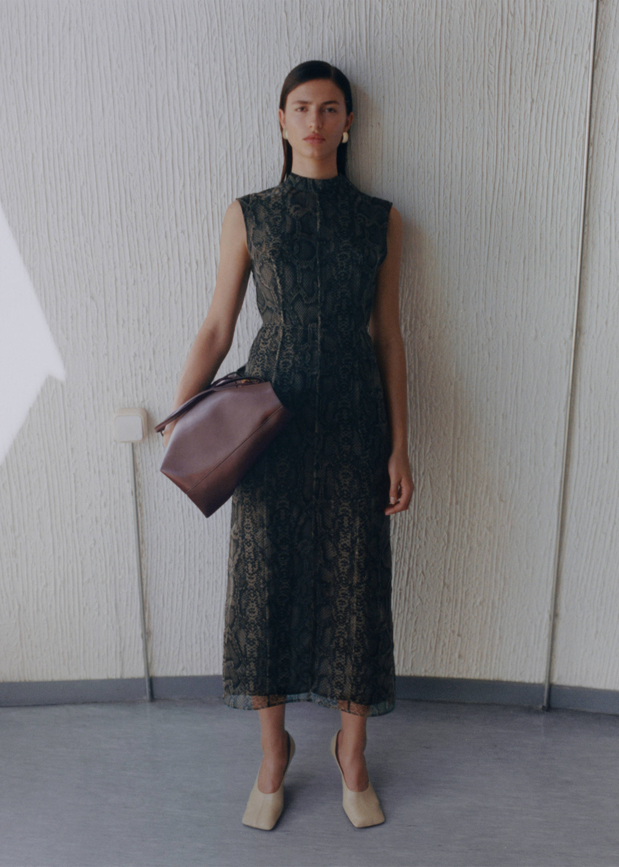 Open-back organza dress - Details of the article 7