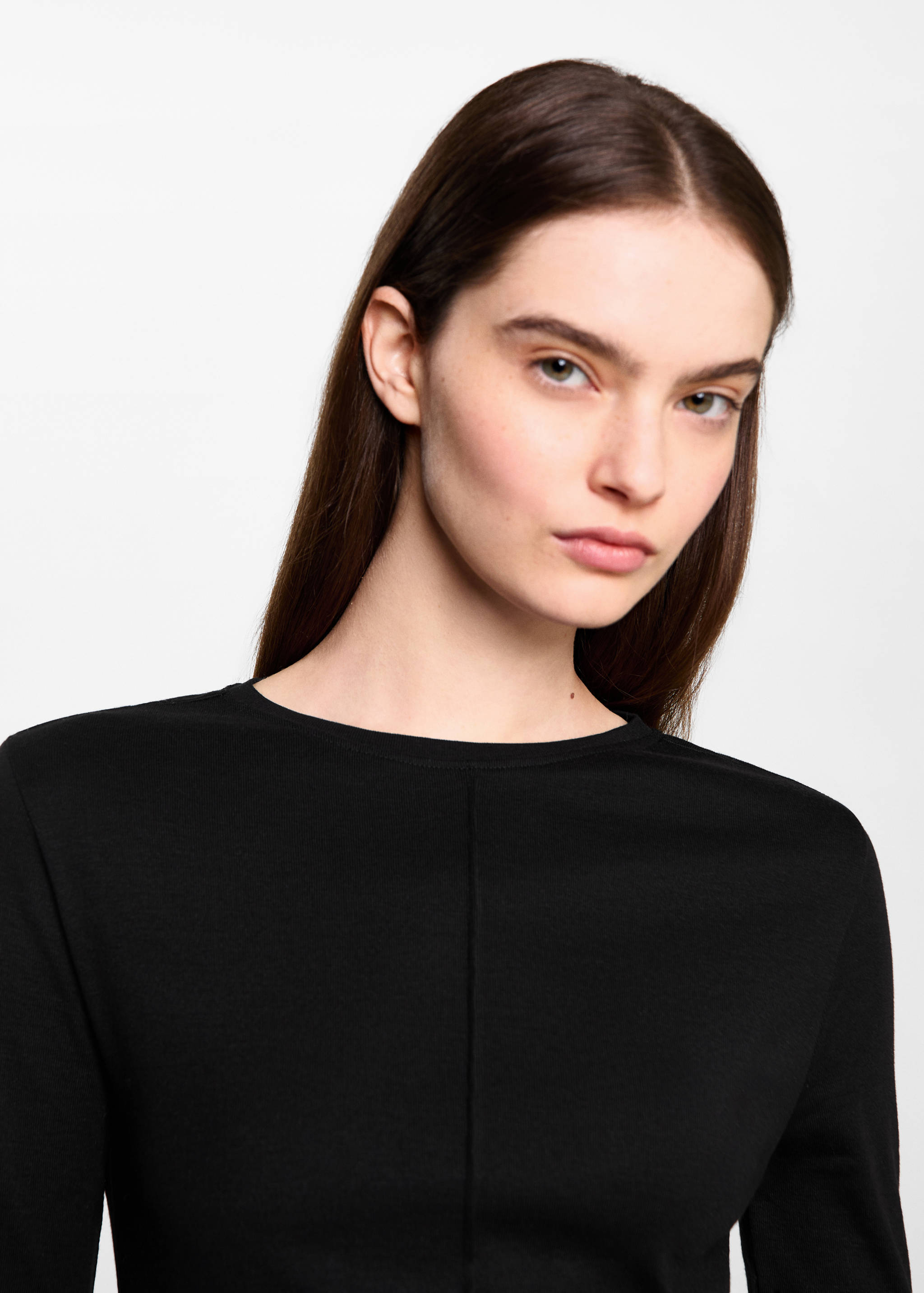 Long-sleeved slit dress - Details of the article 1