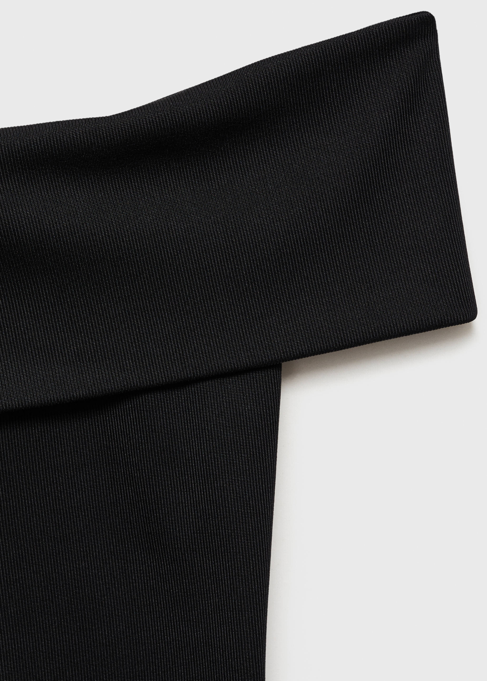 بلوزة غير متماثلة بأشرطة عريضة - تفاصيل المنتج 0