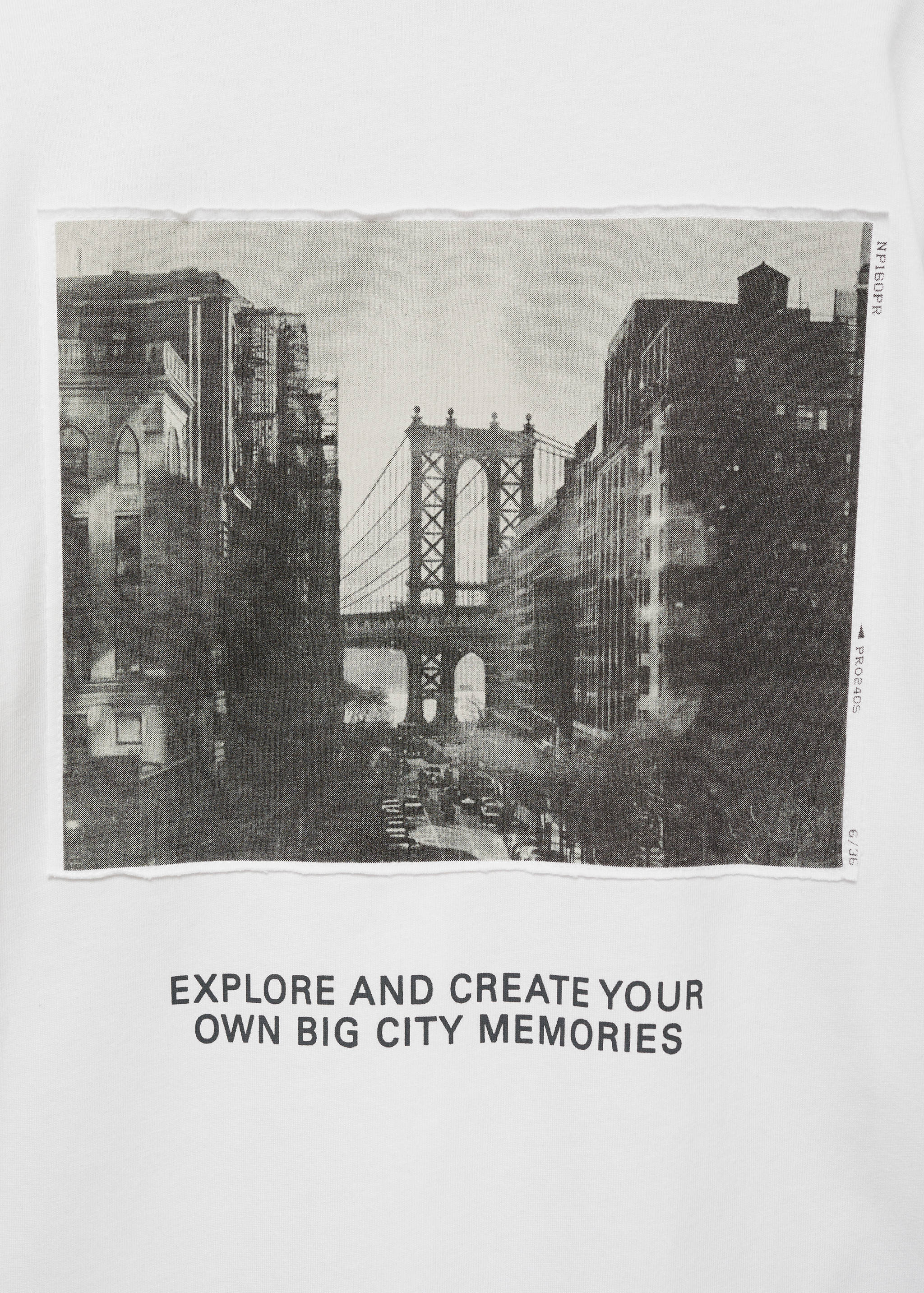 Koszulka z długiem rękawem i nadrukiem - Szczegóły artykułu 0