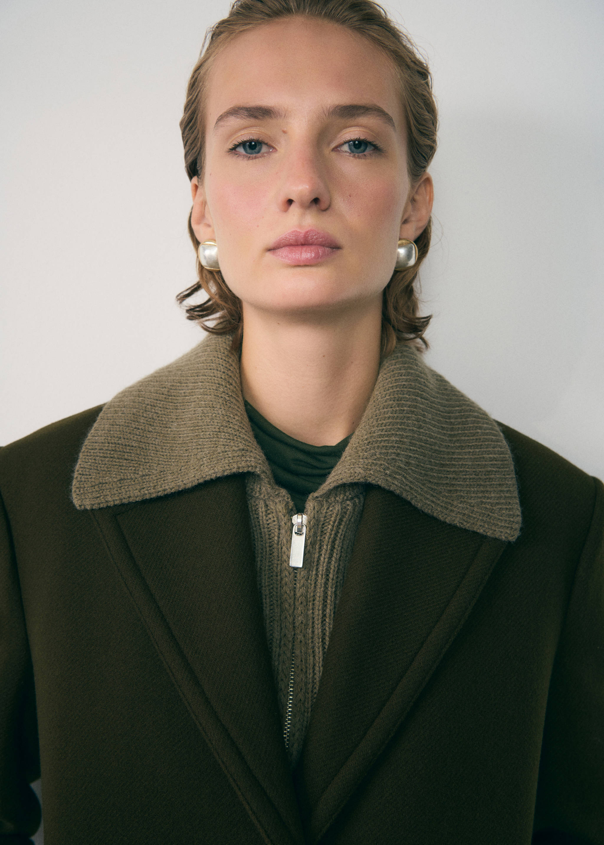 Two-tone earrings - General plane