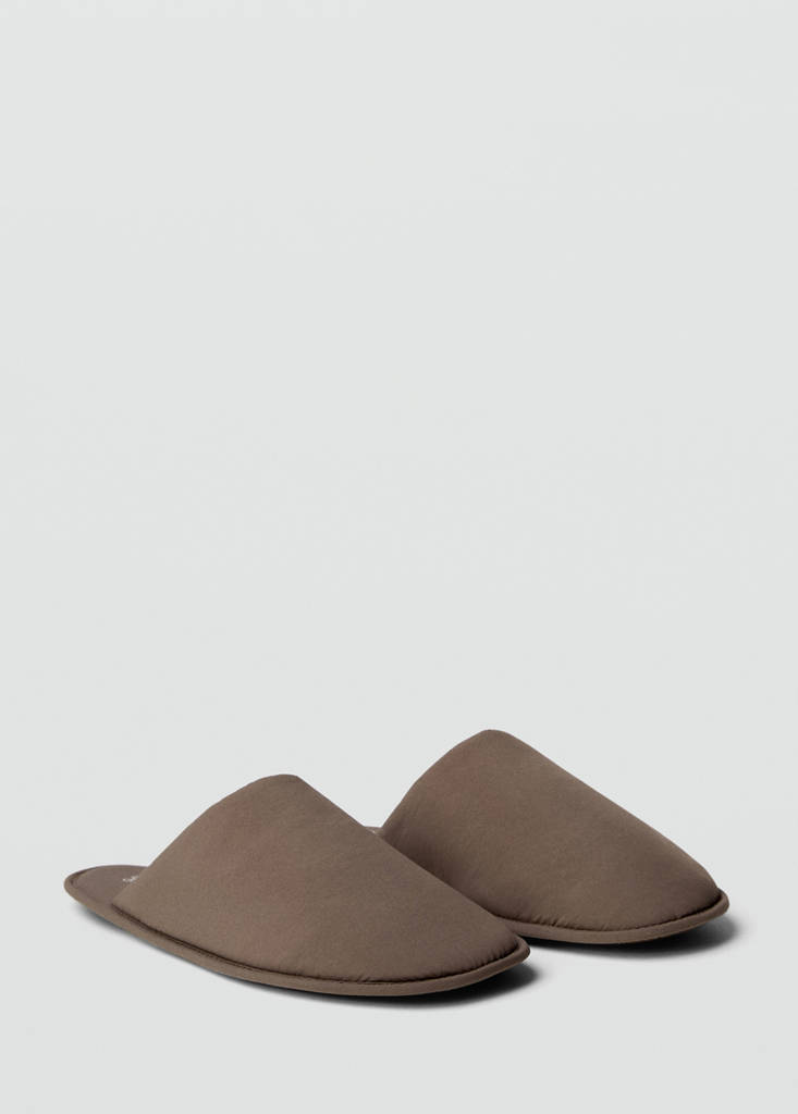Padded slippers — Brown