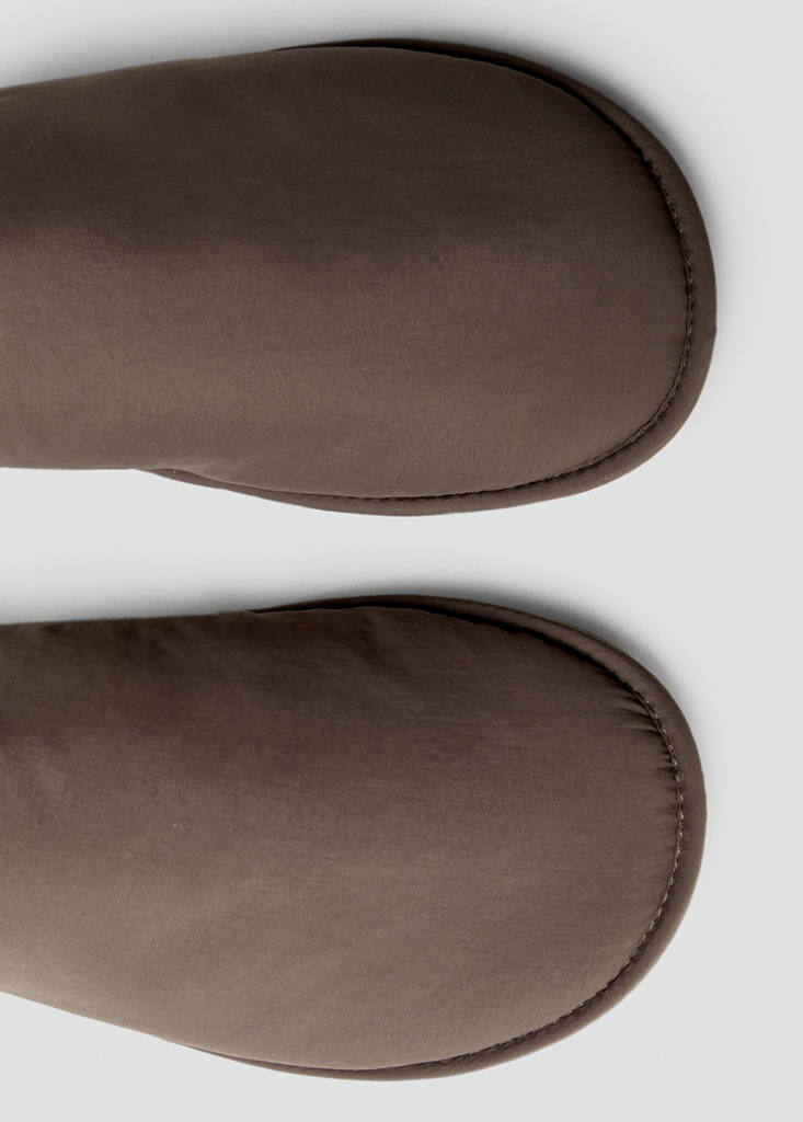 Padded slippers — Brown