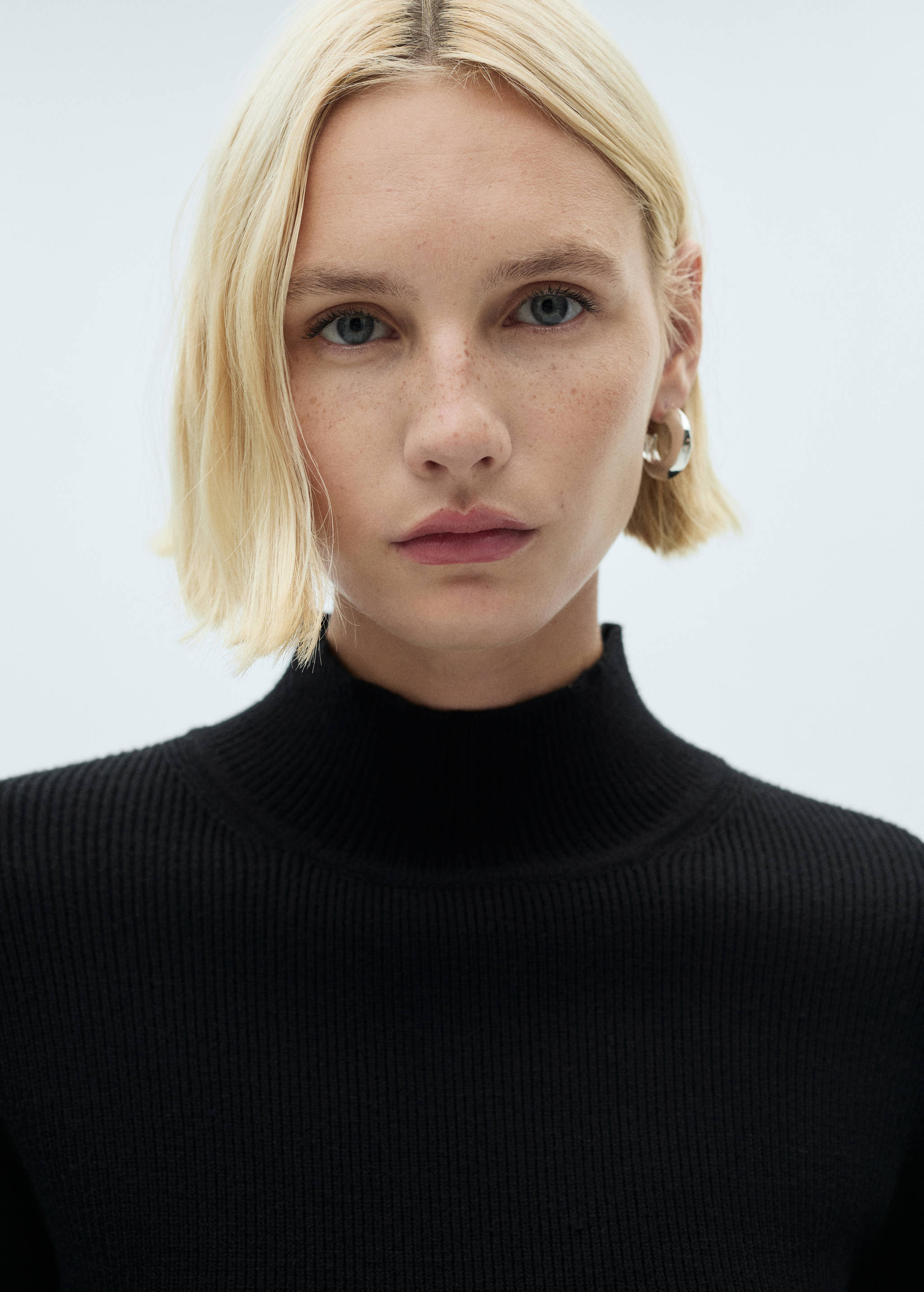 Pull-over maille côtelée col rond - Détail de l'article 1