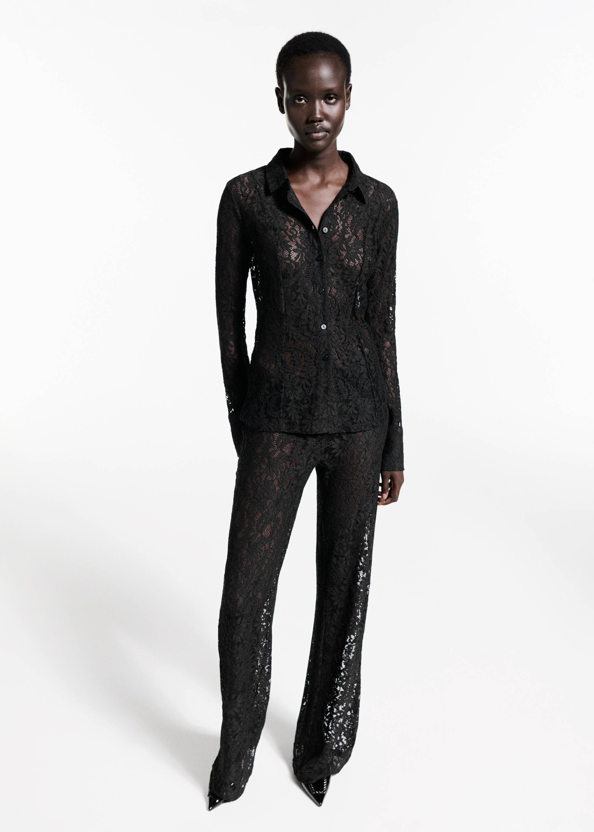 Wide leg lace trousers - General plane