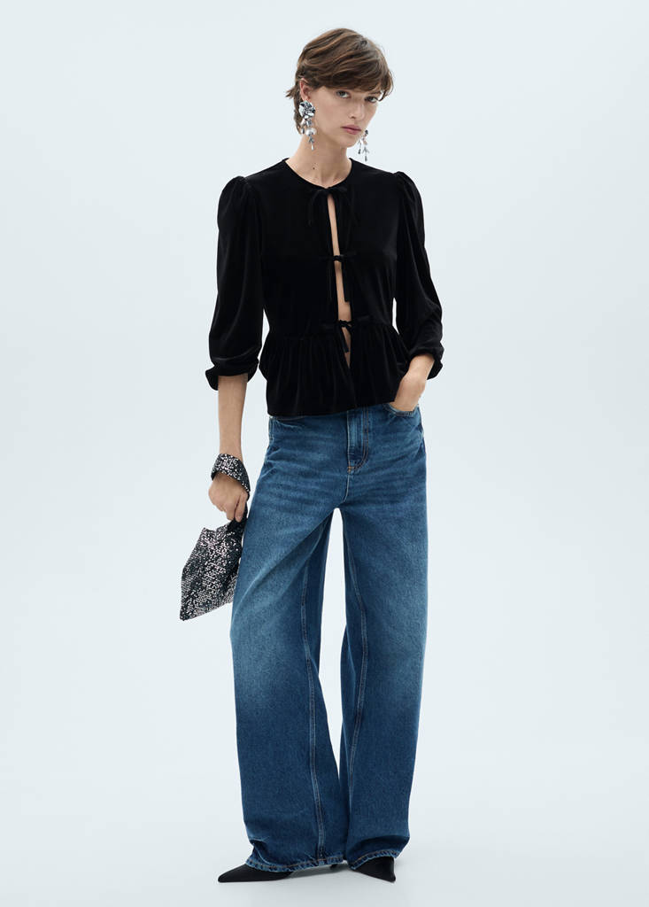Velvet blouse with bows — Black