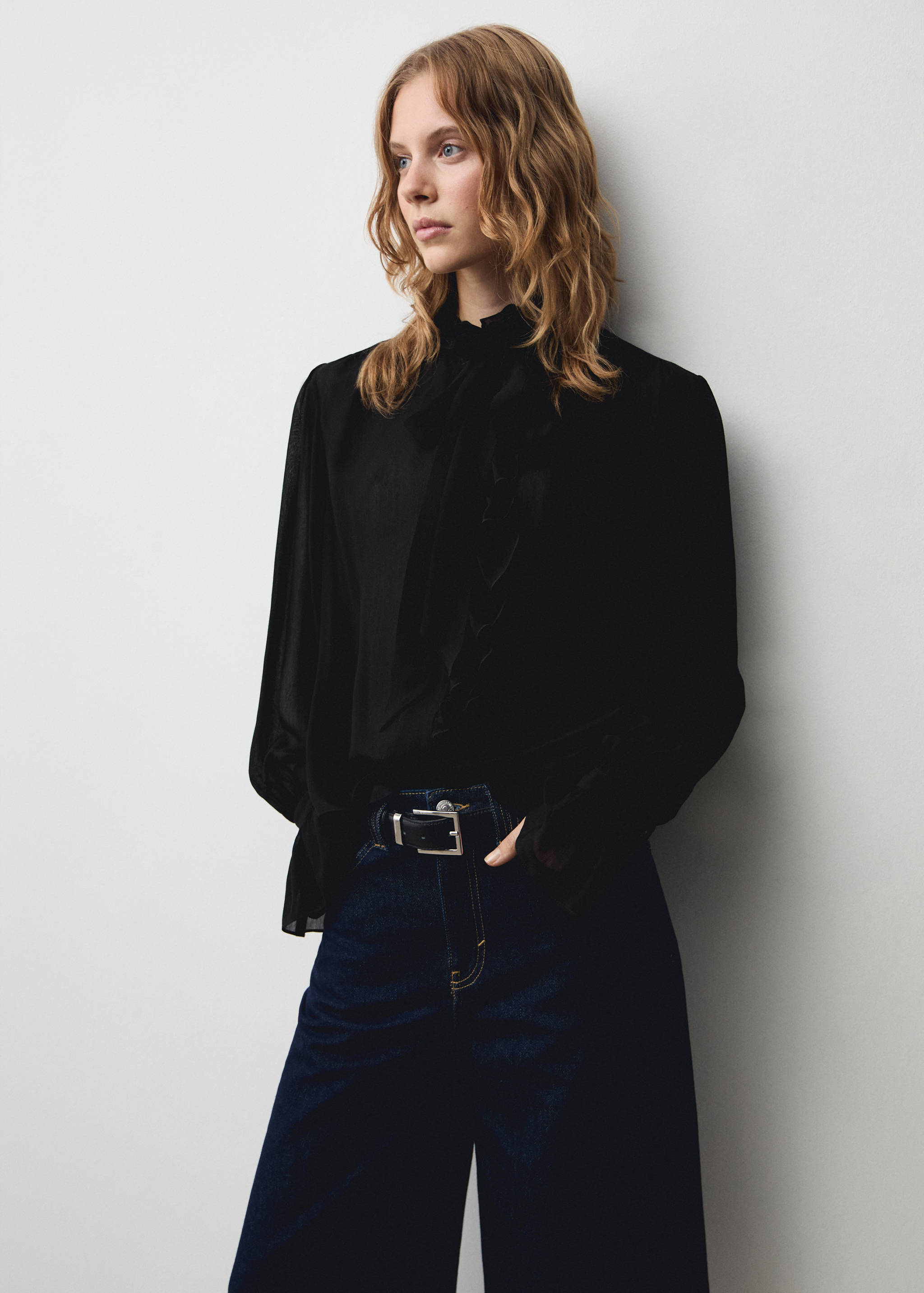 高领荷叶边衬衫 - null