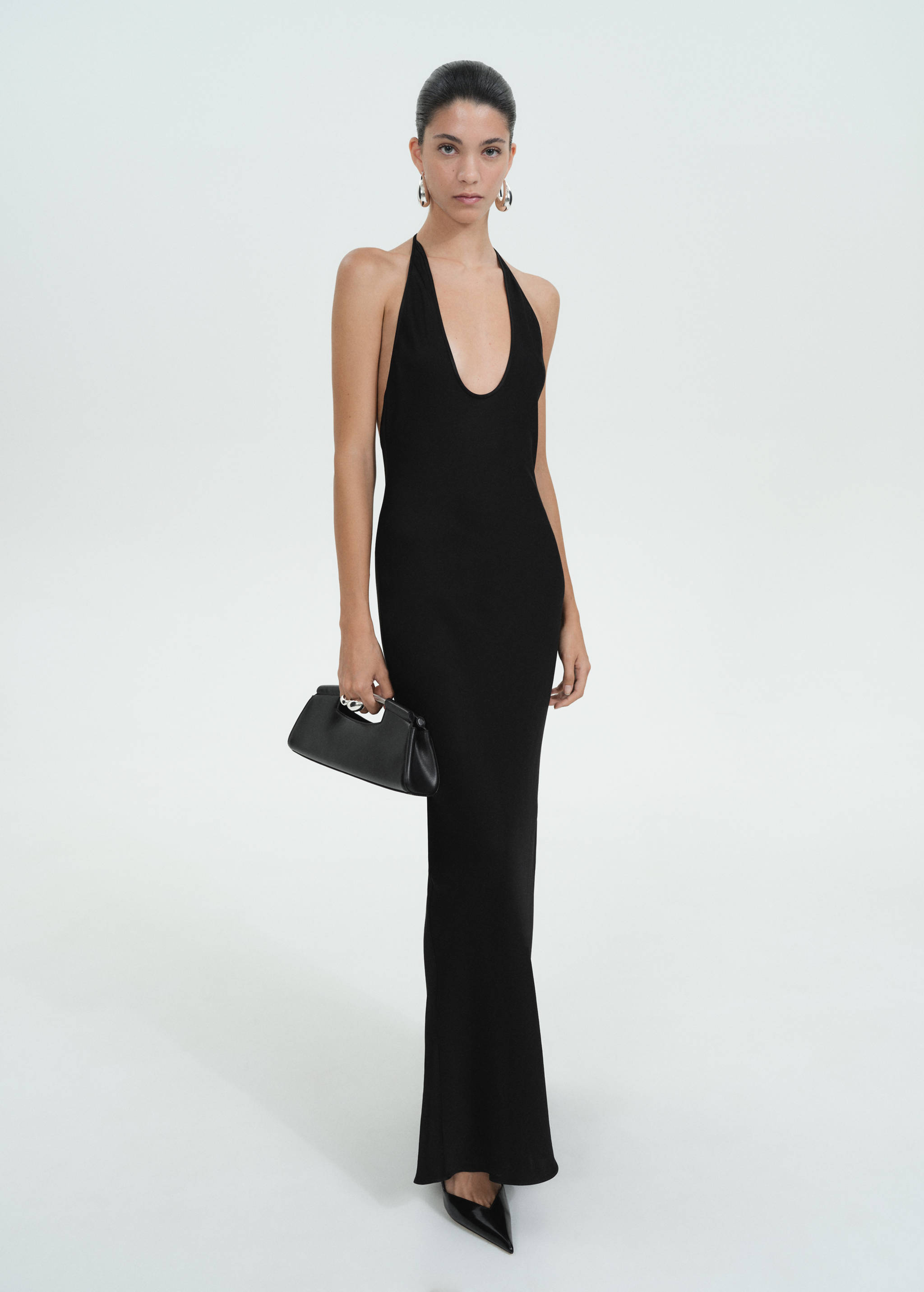 Платье с декольте и открытой спиной - Деталь изделия 2