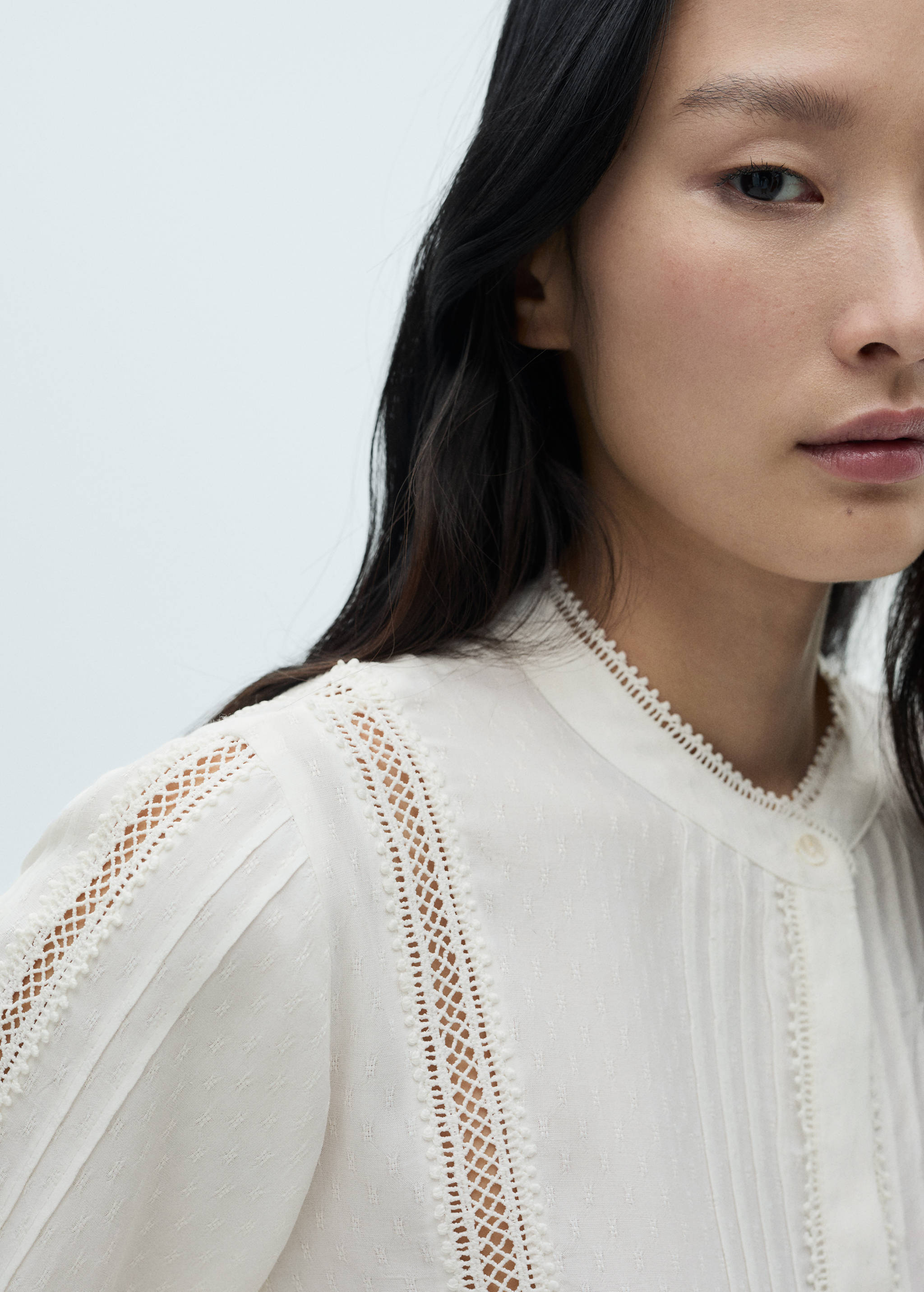 Openwork detail blouse - Details of the article 1