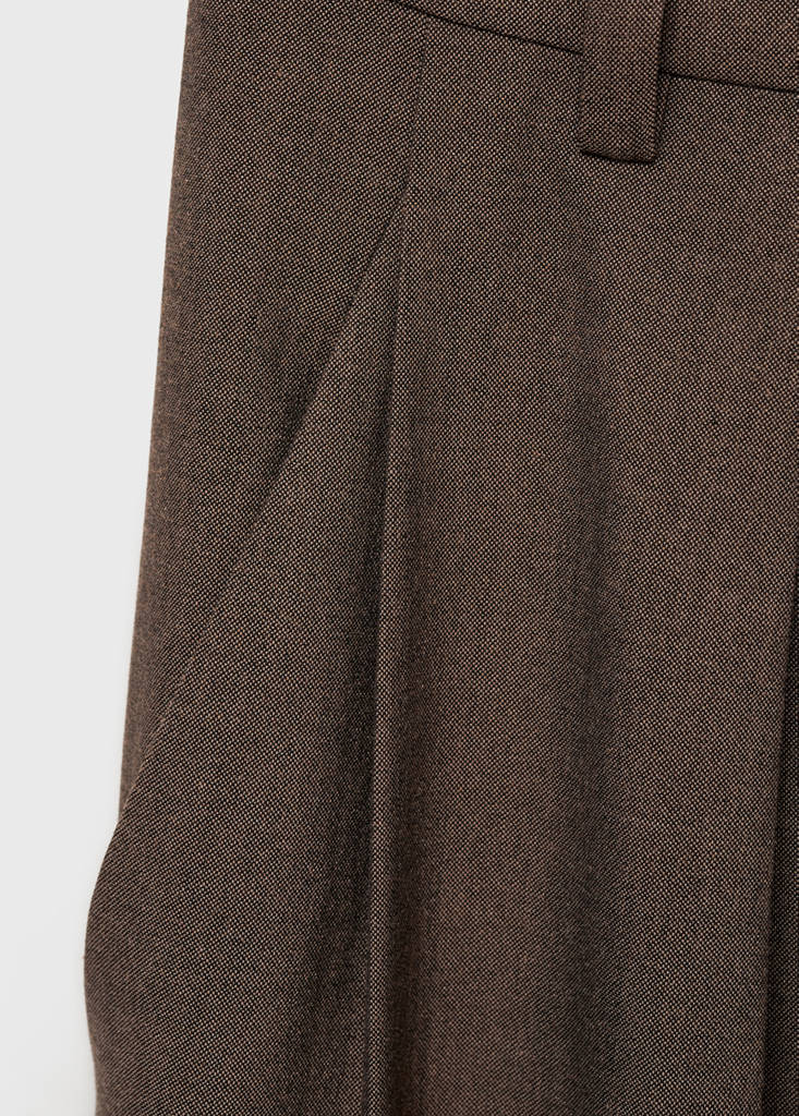 Straight-fit pleated trousers — Brown