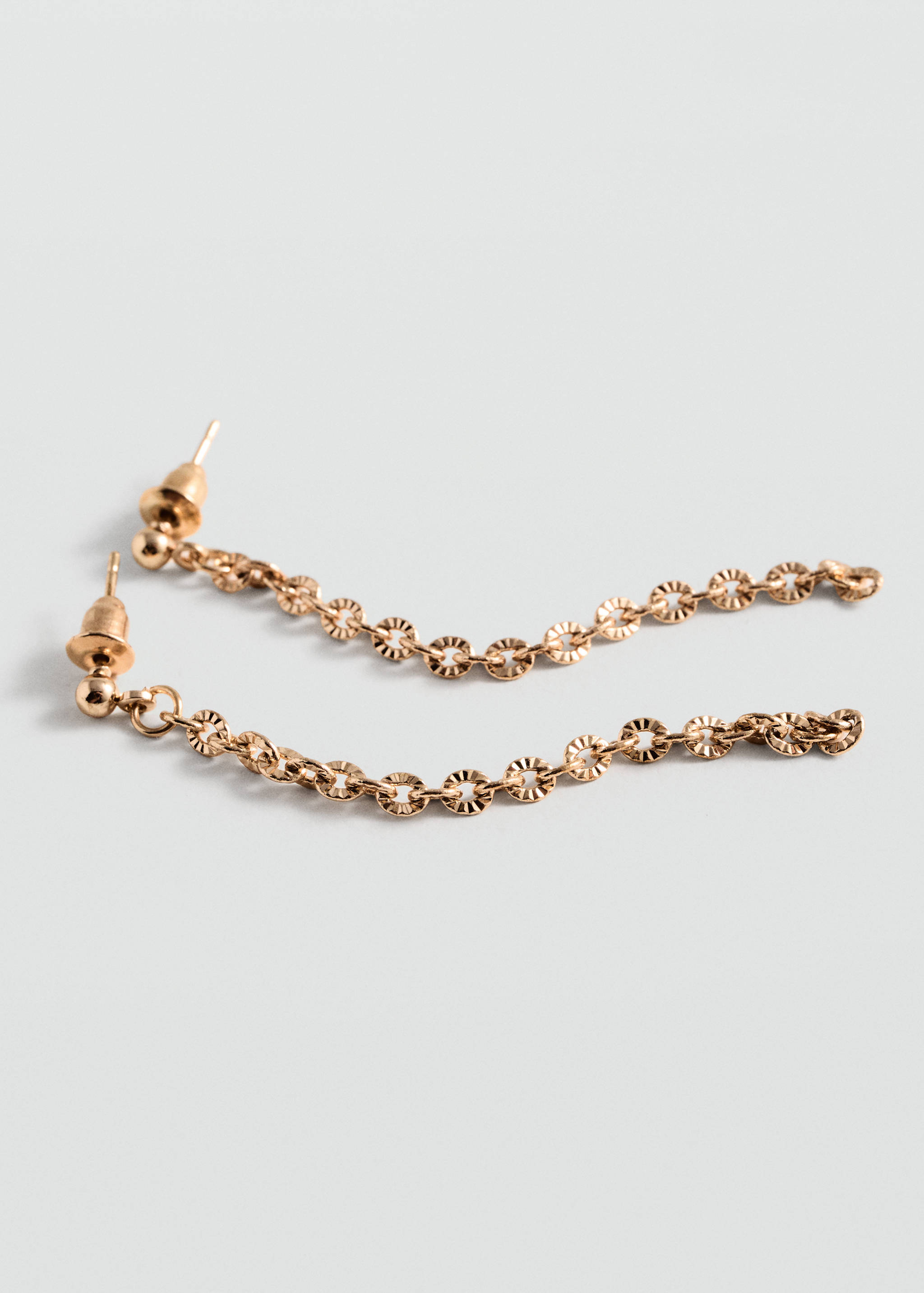 أقراط طويلة من الخرز - رؤية وسط