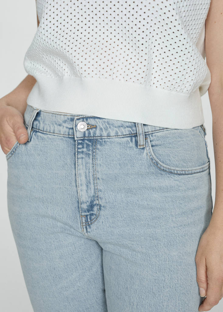 Newmom comfort high-rise jeans — Bleach Blue