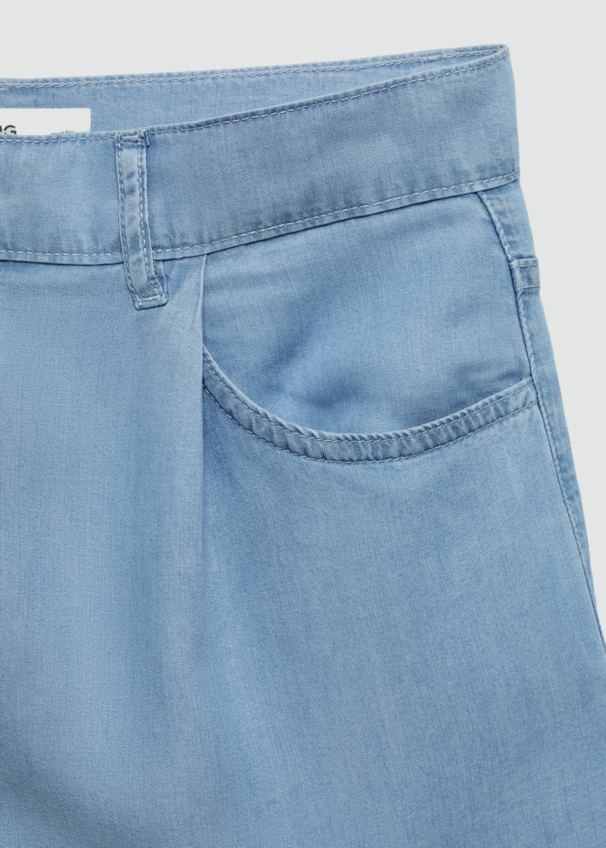 Lyocell pleated bermuda shorts - Details of the article 0