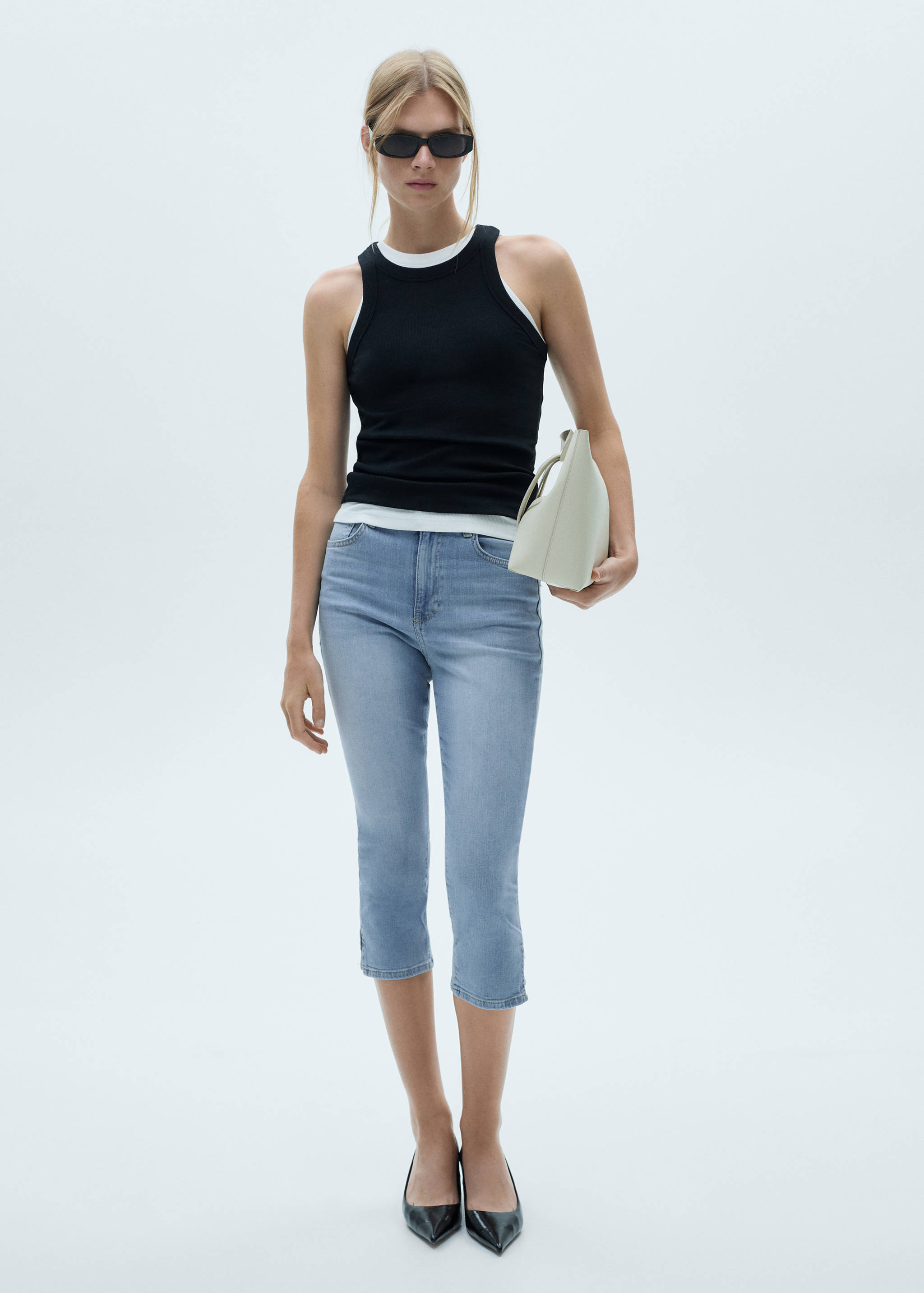 Side opening capri jeans - General plane