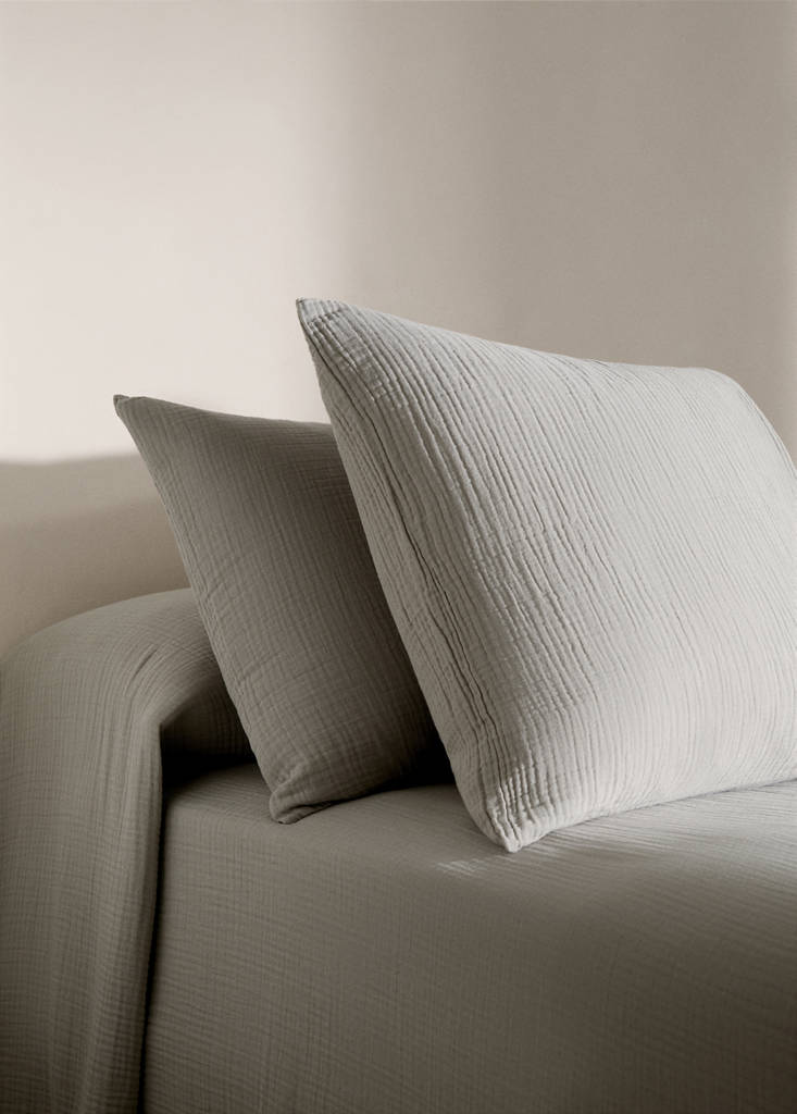 MANGO HOME - Taie d'oreiller gaze coton 60x60 cm gris moyen - 60x60cm