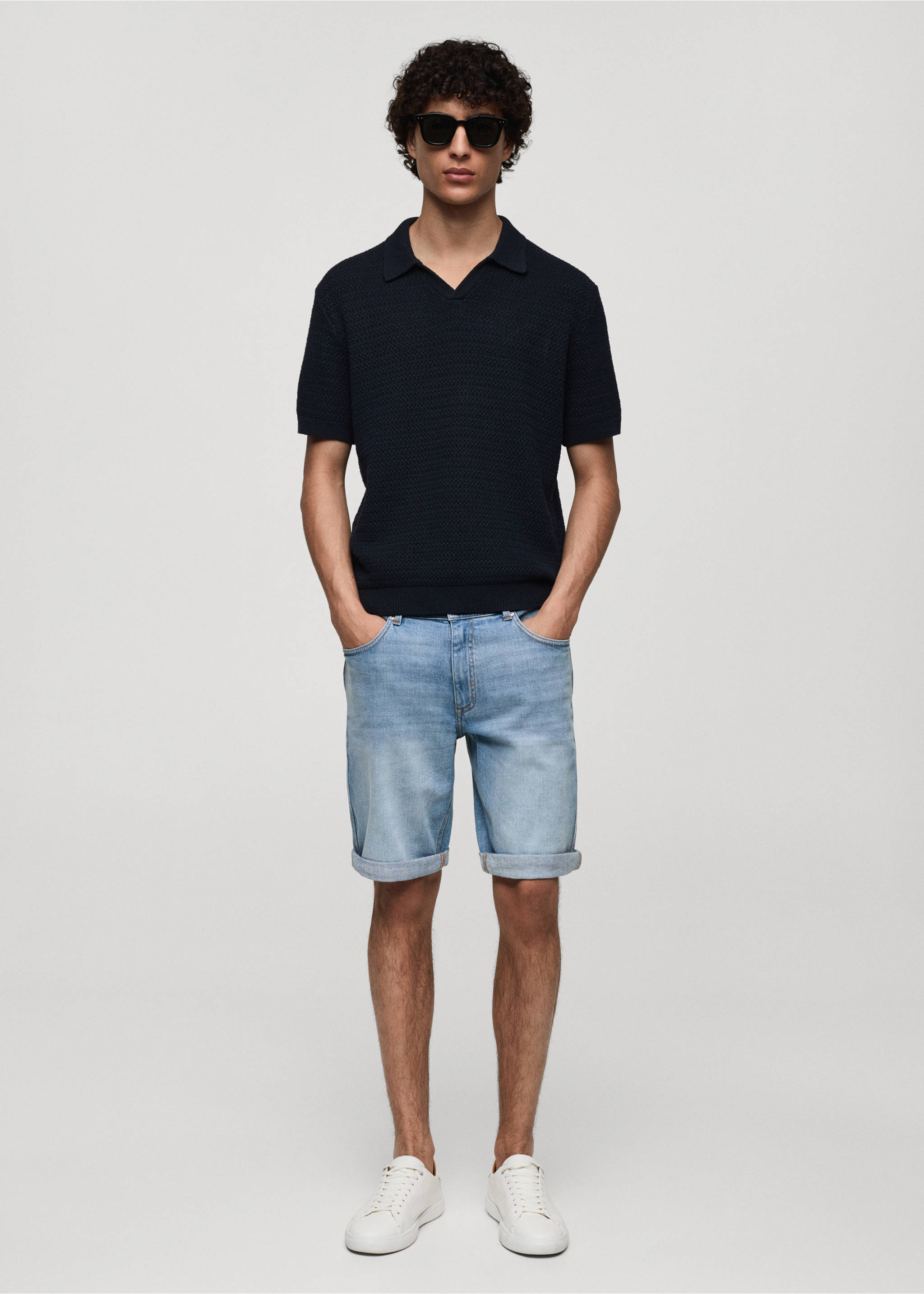 Бермуды из денима slim fit - Общий план, Синий средний. Ref: 77060576-00.