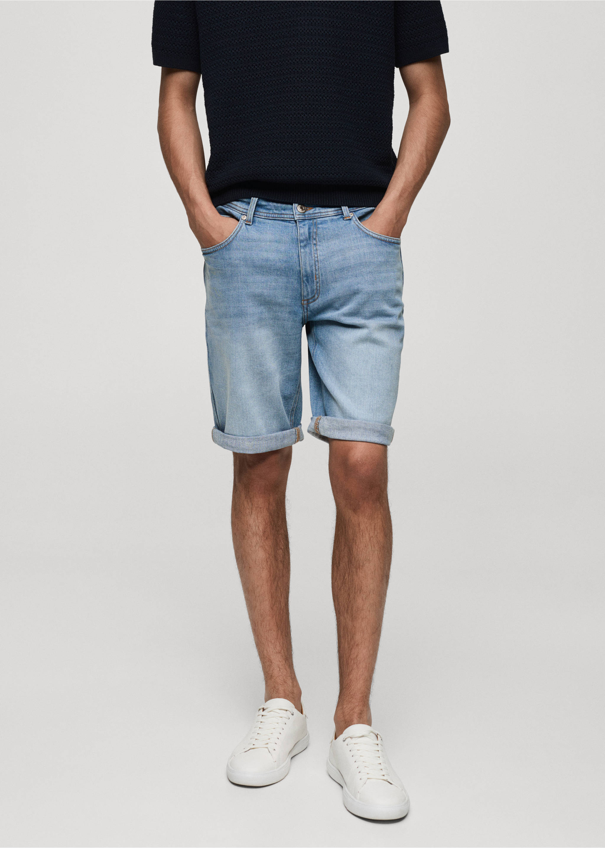 Бермуды из денима slim fit - Средний план, Синий средний. Ref: 77060576-00.