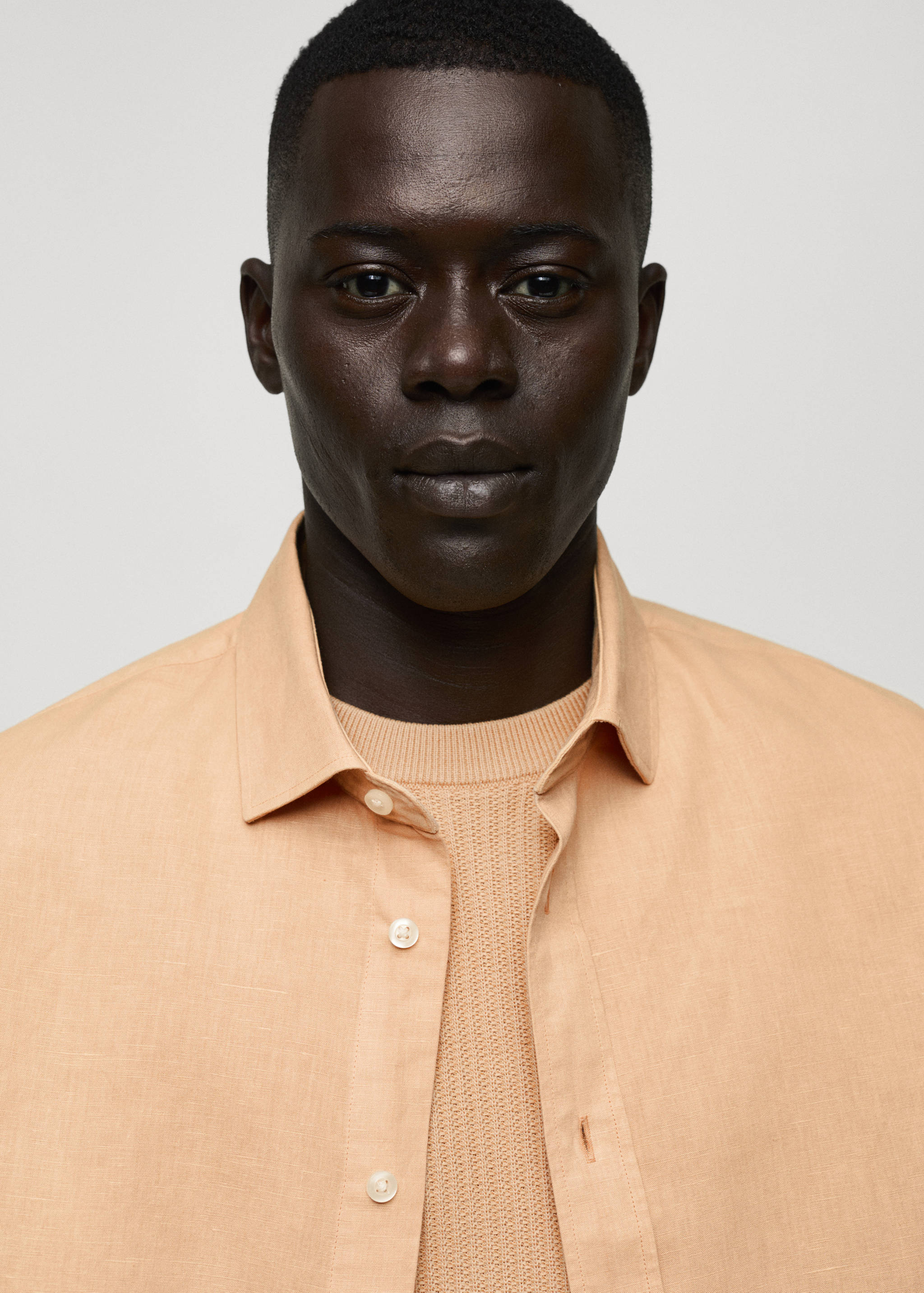 Camisa classic fit lino - Detalle del artículo 1