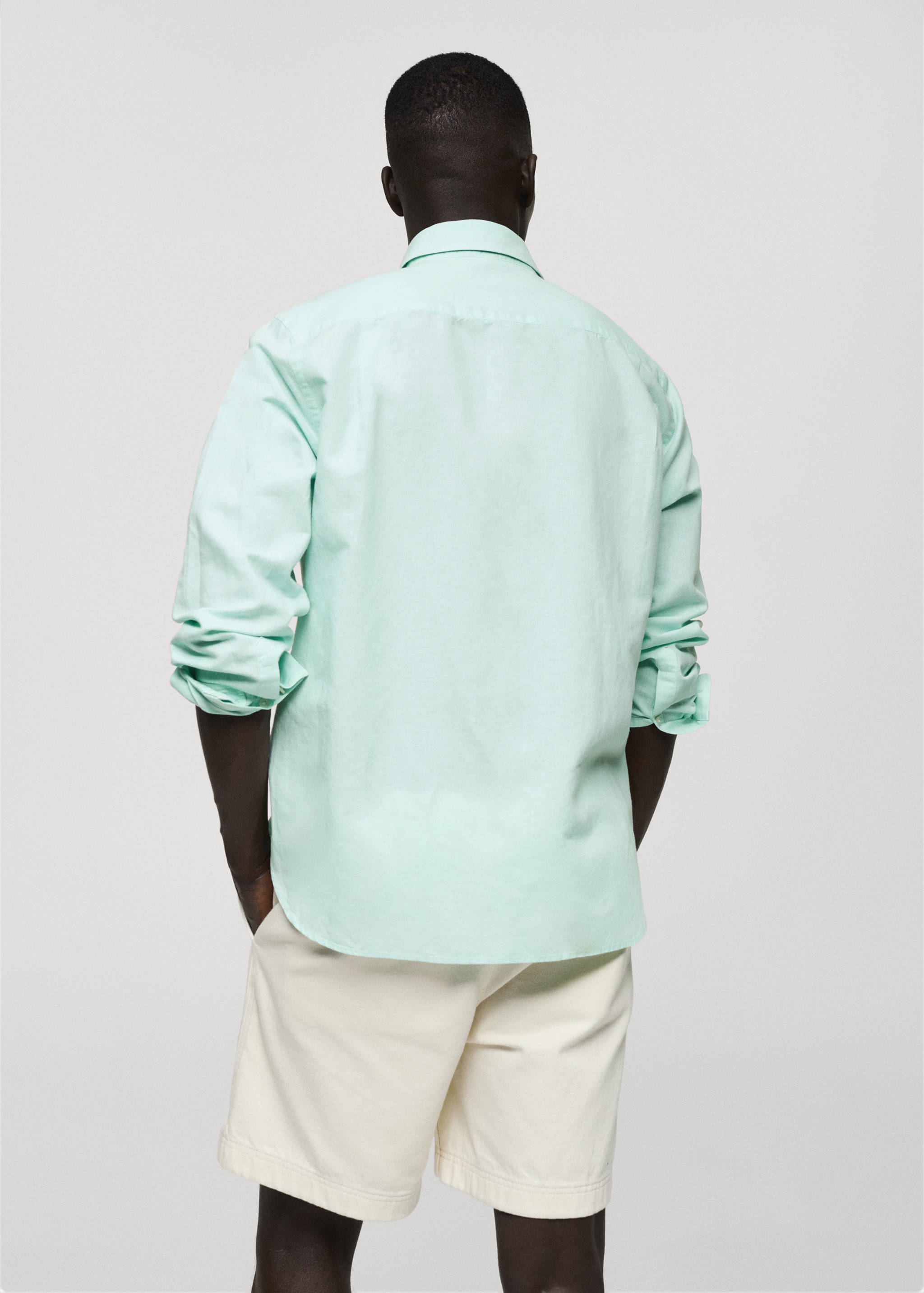 Classic-fit linen-blend shirt - Reverse of the article