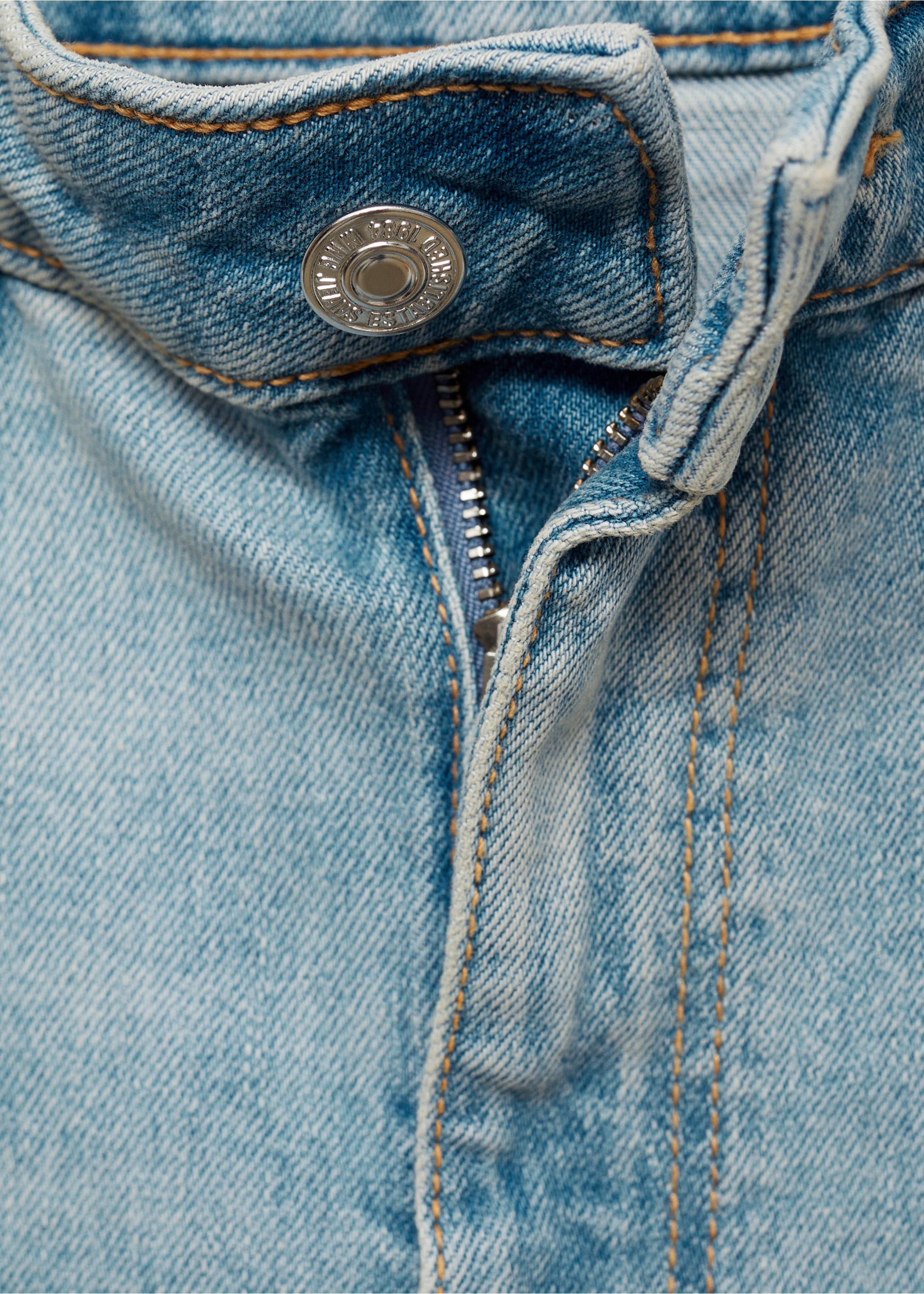 Mid waist culotte jeans - Details of the article 8, Light Blue. Ref: 77060585-00.