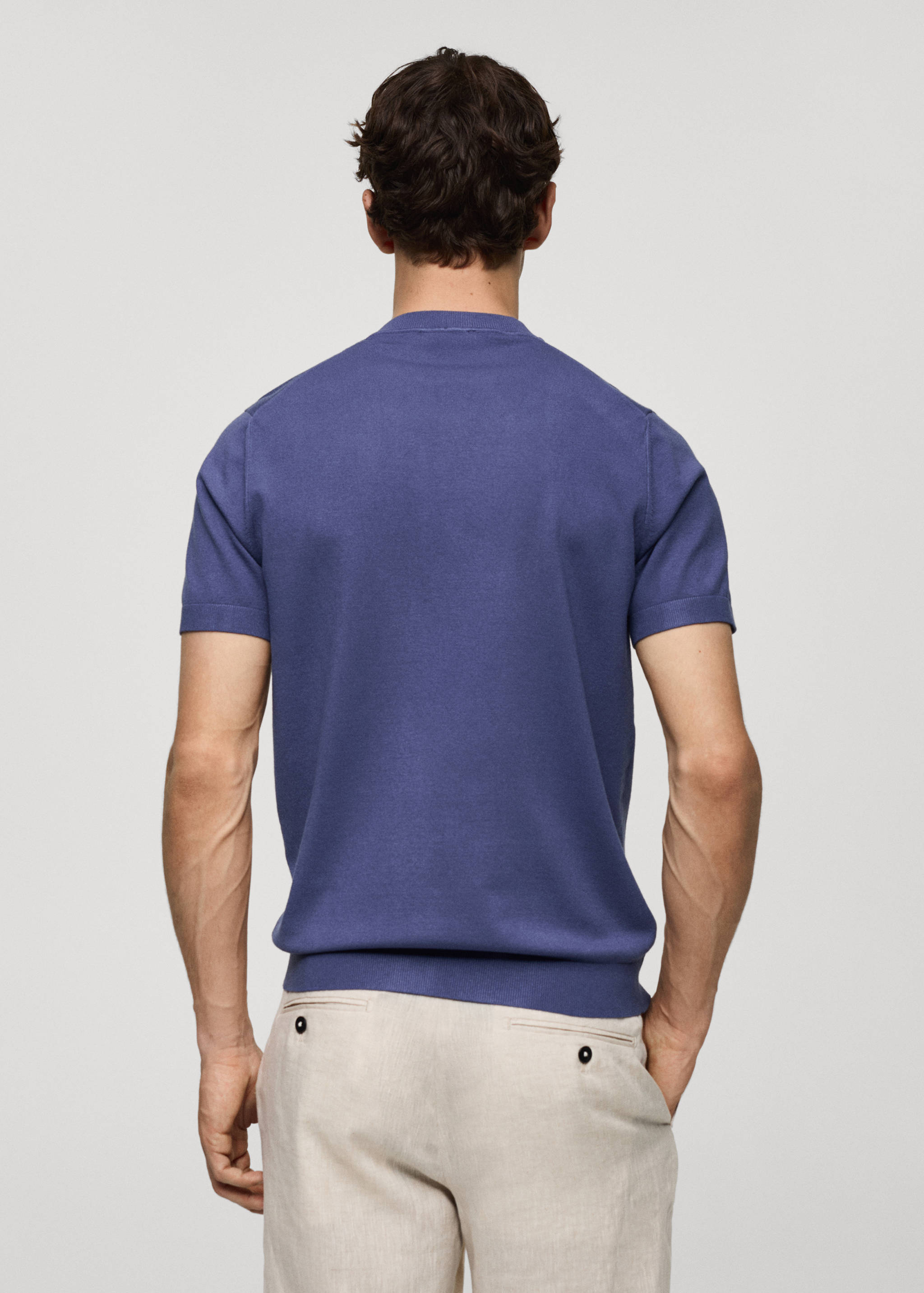 Fine-knit T-shirt - Reverse of the article