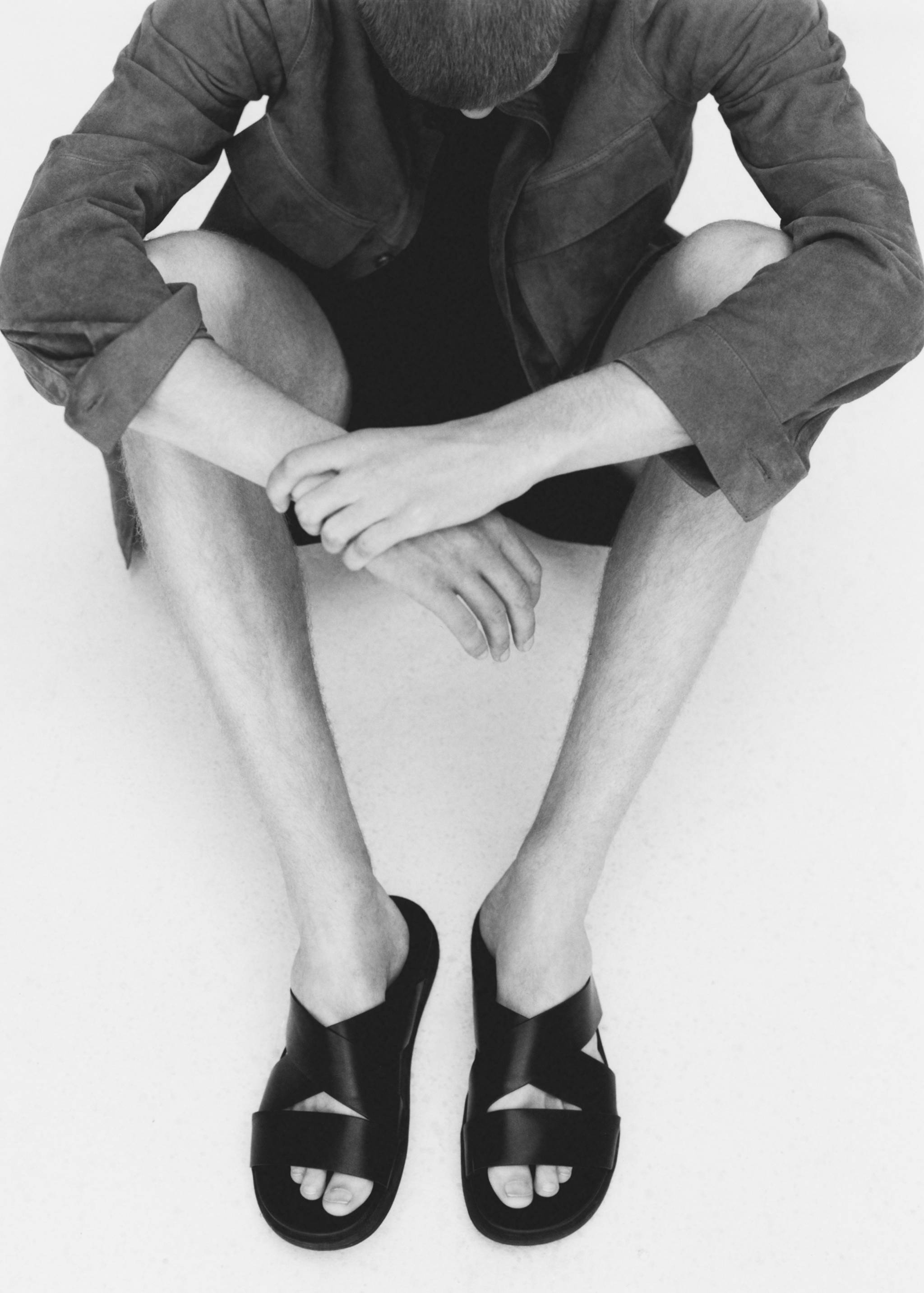 Sandales brides croisées 100 % cuir - Plan général