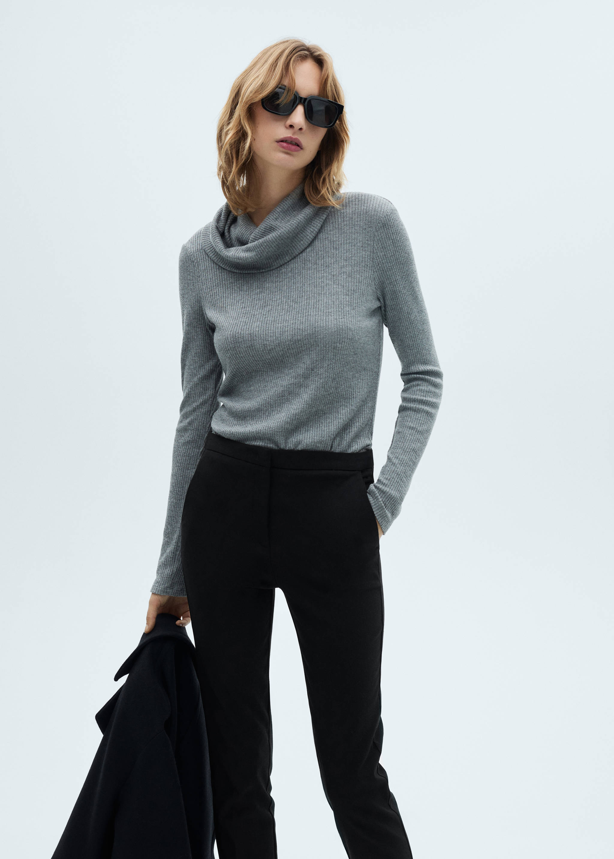 Pantalón pitillo crop - Detalle del artículo 1