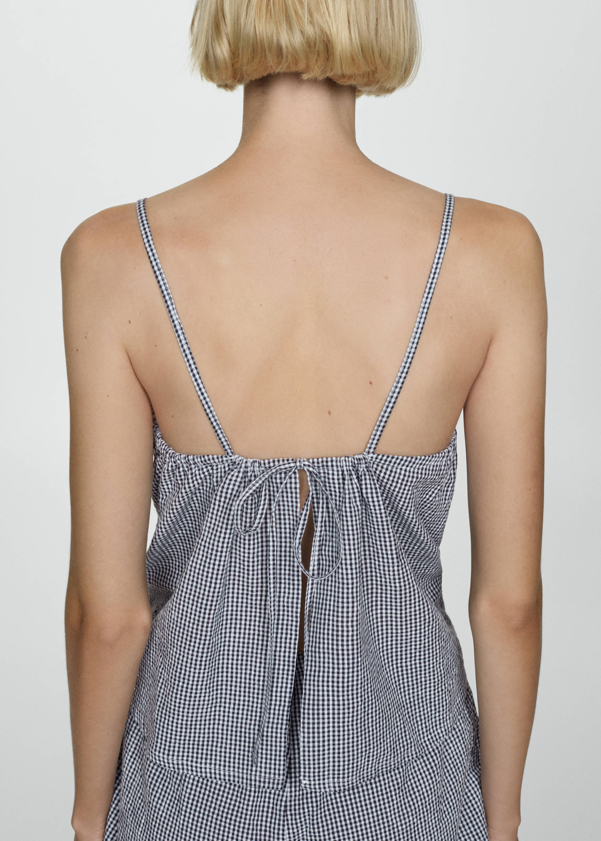 Gingham-check two-piece pyjamas - Reverse of the article