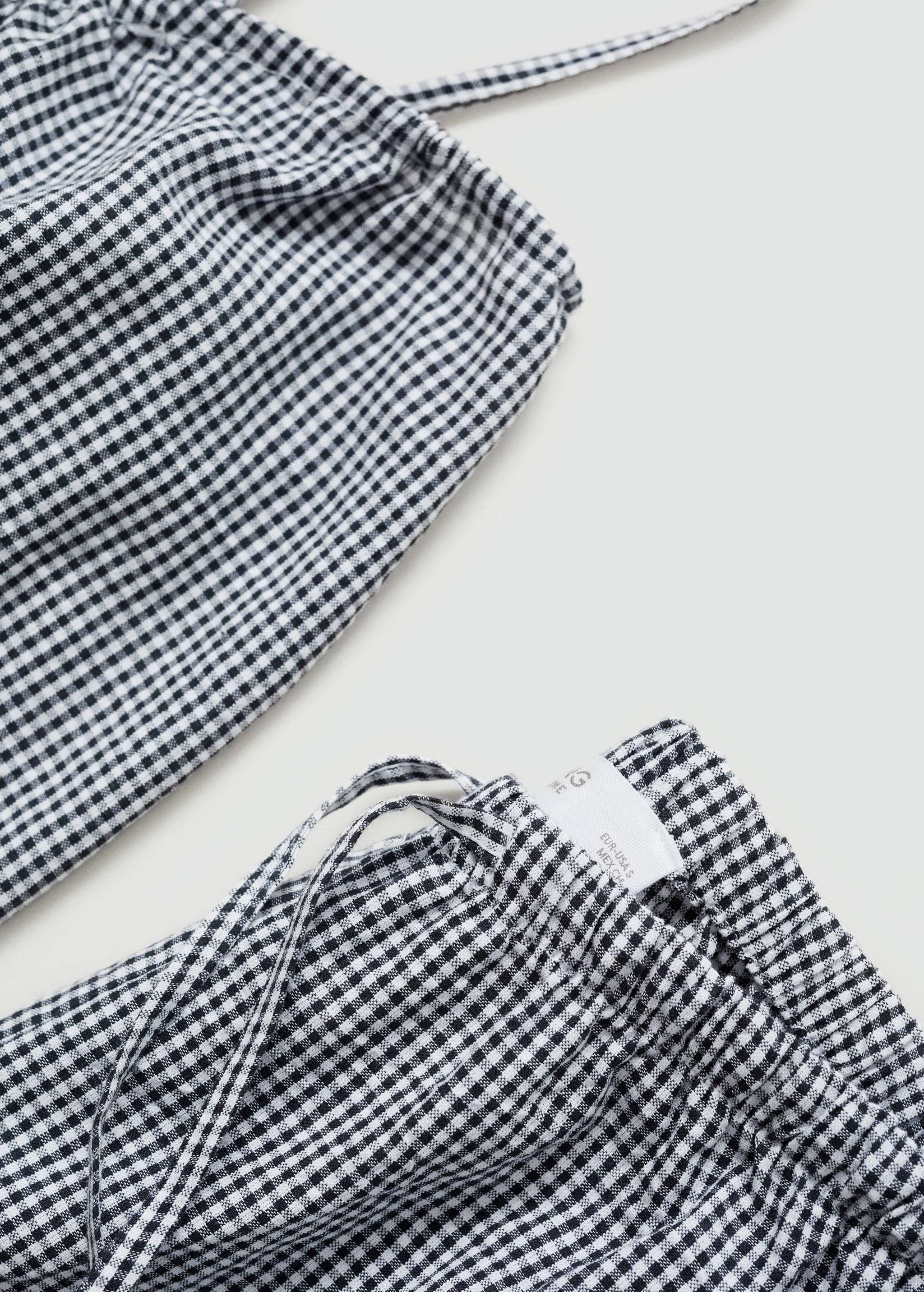 Gingham-check two-piece pyjamas - Details of the article 0