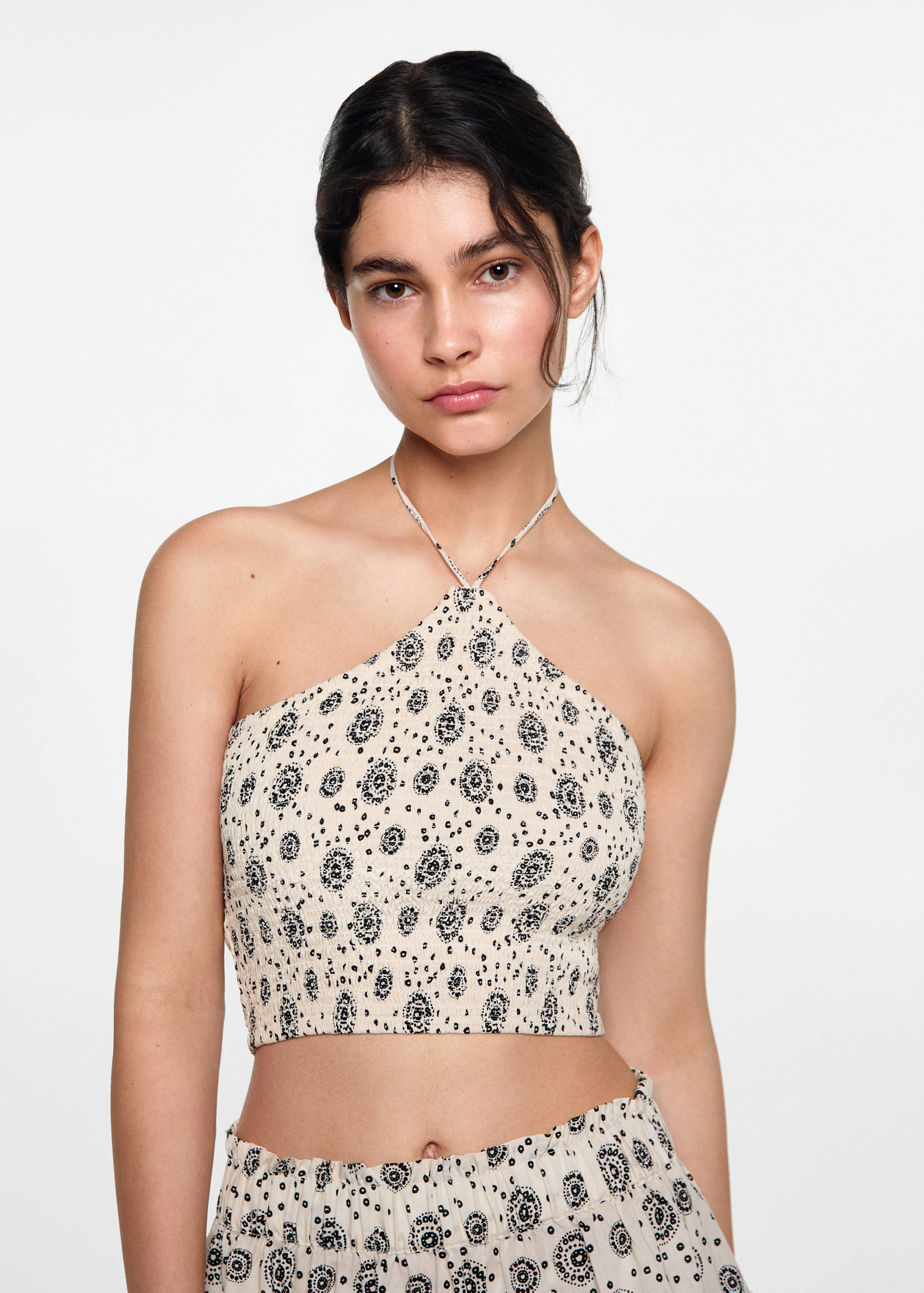 Top fruncido estampado - Plano medio