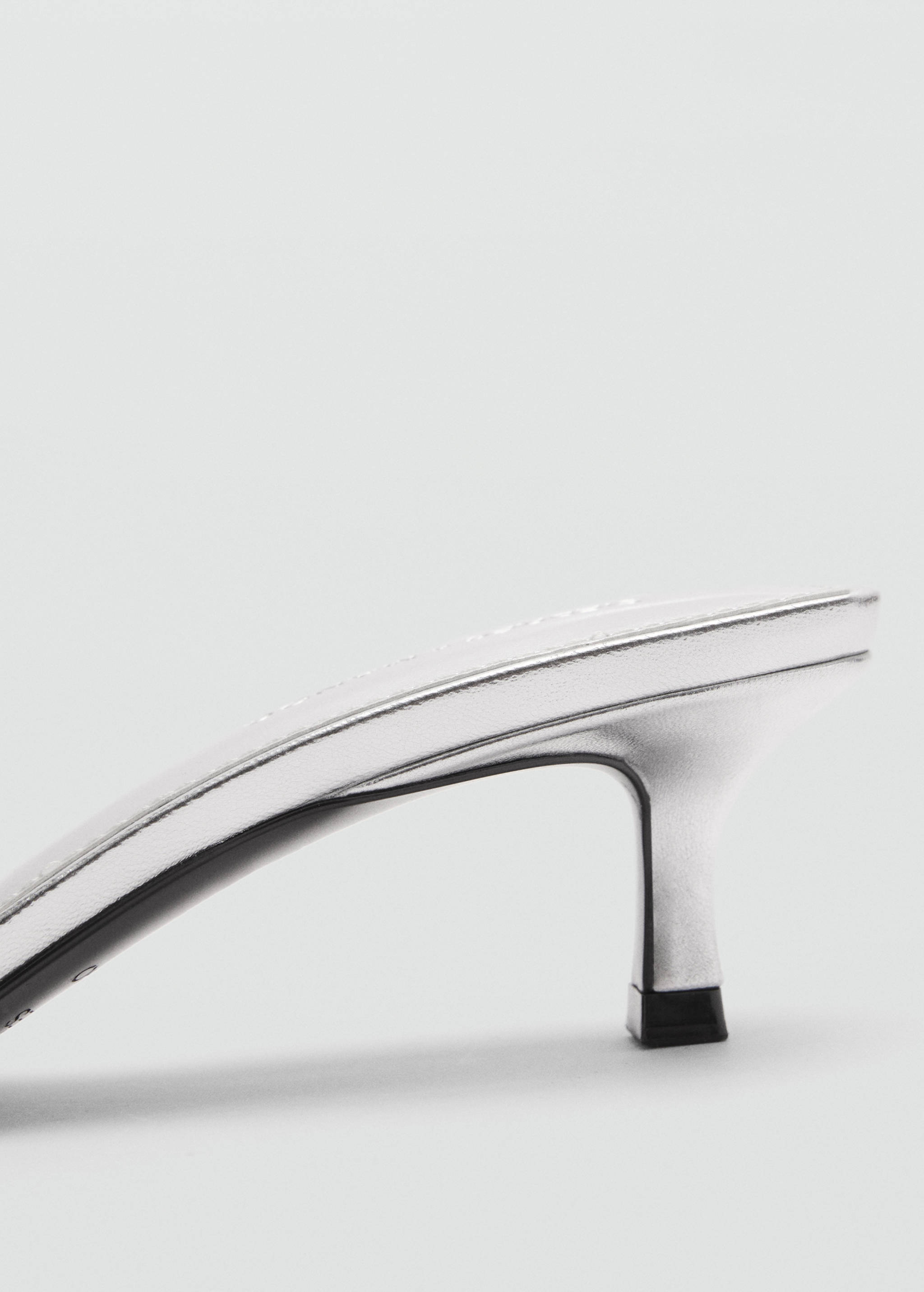 Sandales cuir talon fleur - Détail de l'article 1