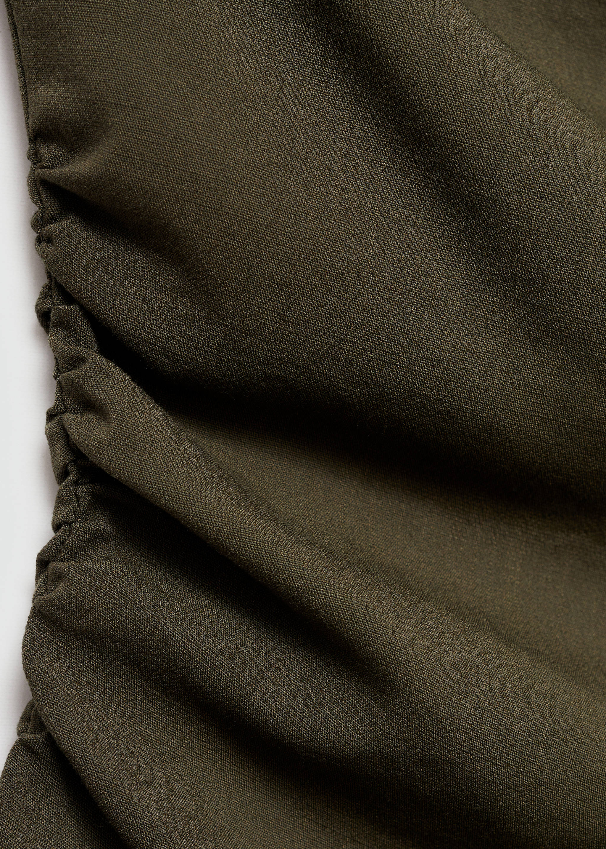 Top with turn-down neckline - Details of the article 8