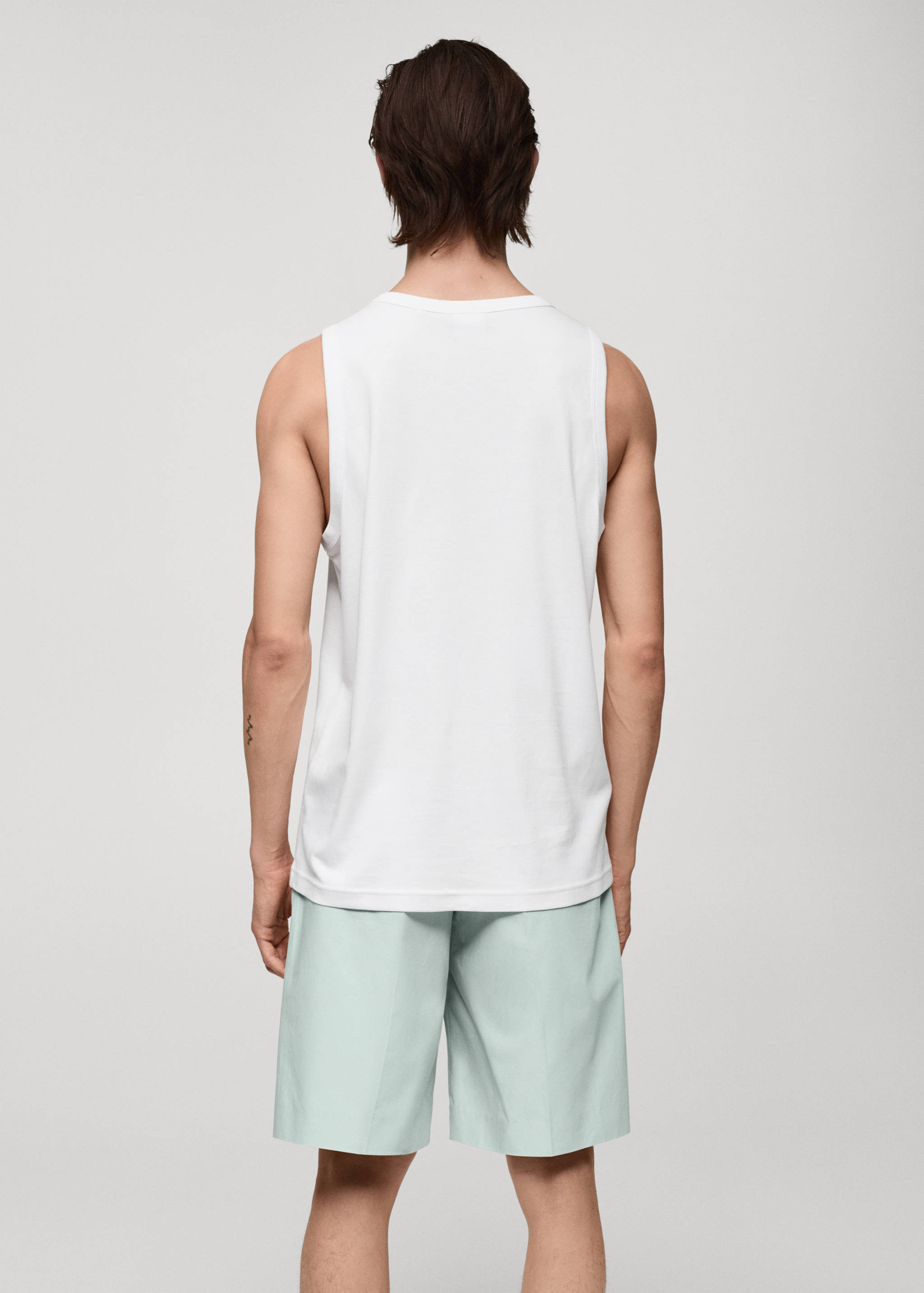 100% cotton tank top - Reverse of the article