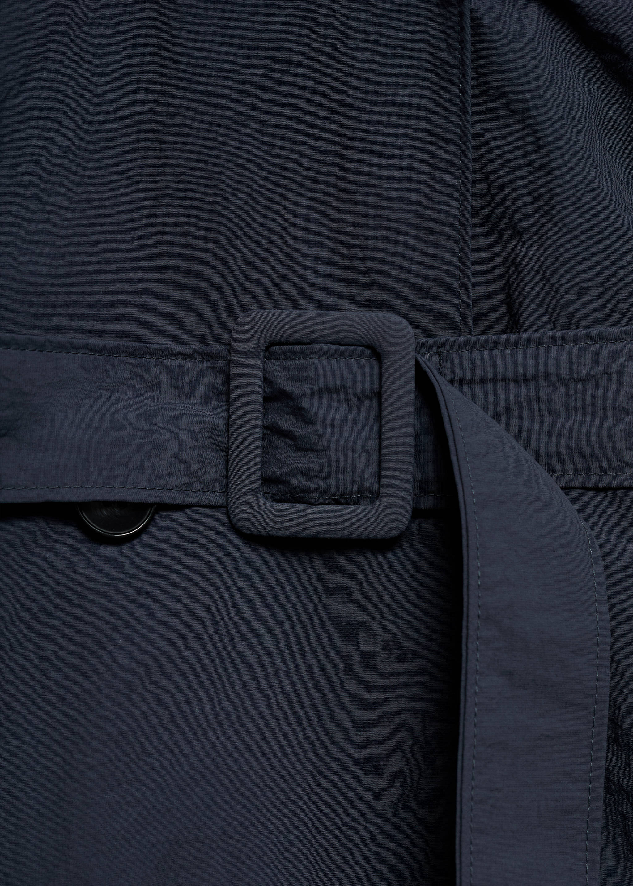 Classic trench coat with belt - Details of the article 8