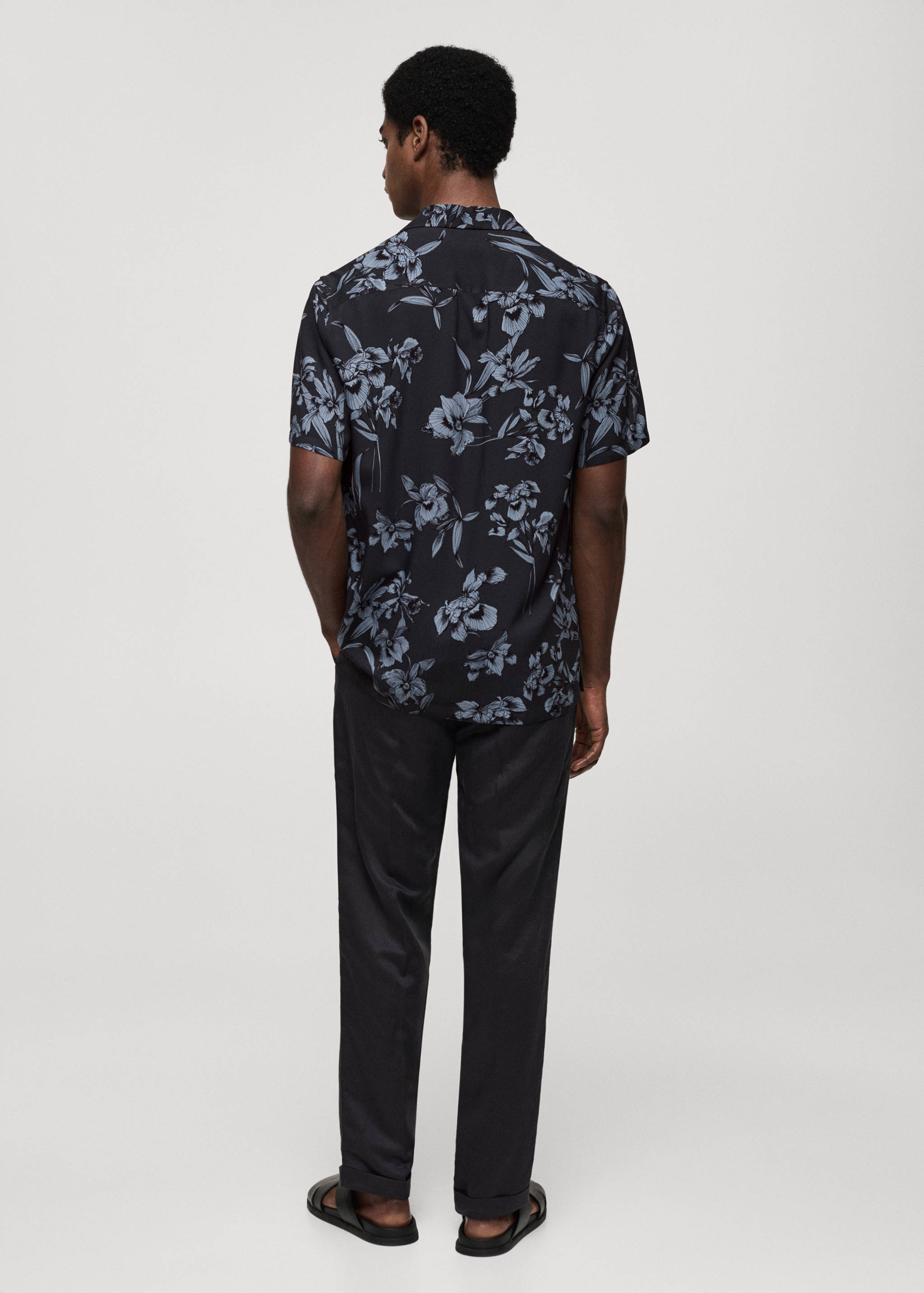 Camisa fluida estampado hawaiano - Reverso del artículo