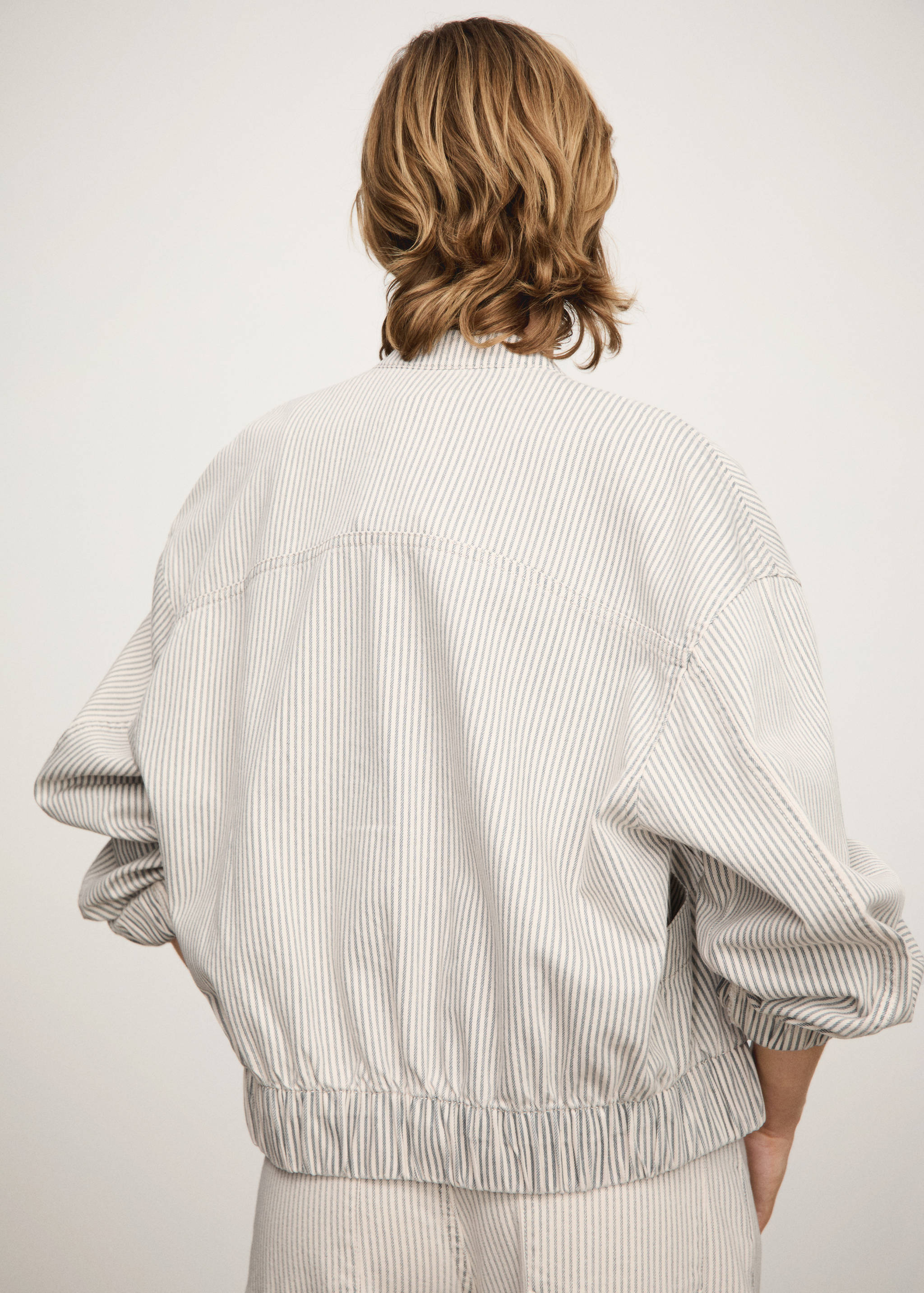 Striped denim jacket - Reverse of the article