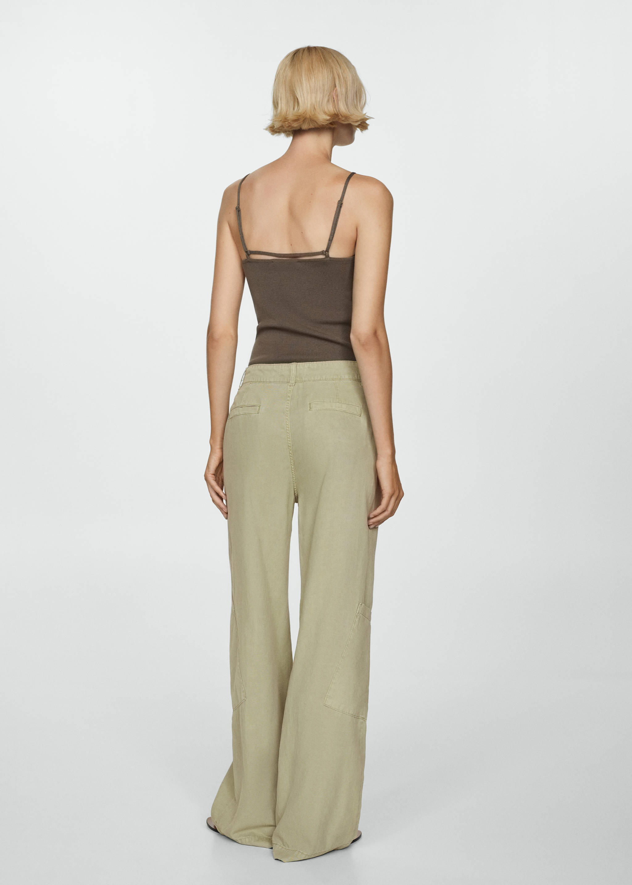 Lyocell pants with adjustable drawstring - Reverse of the article