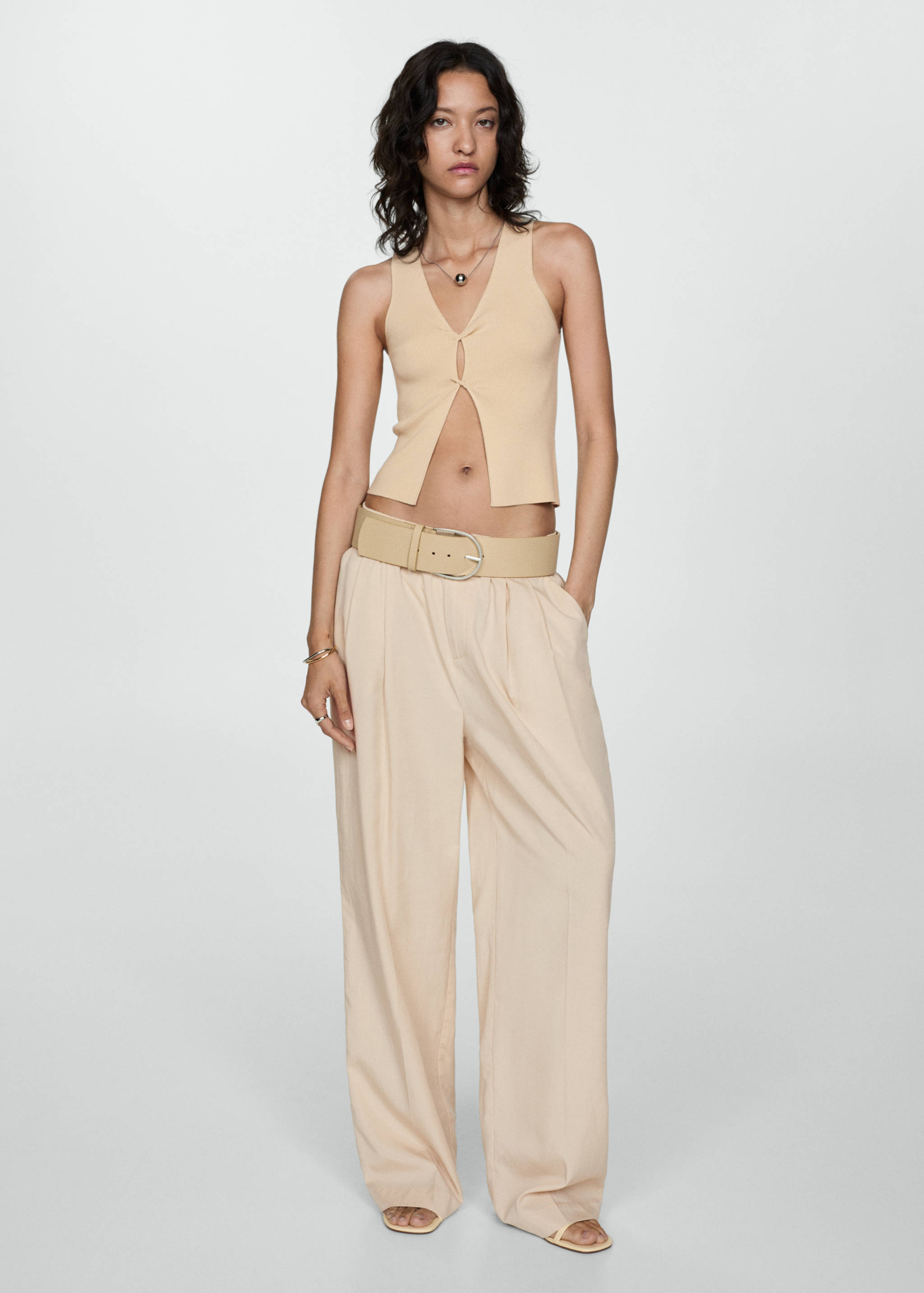 Cut-out detail top - General plane