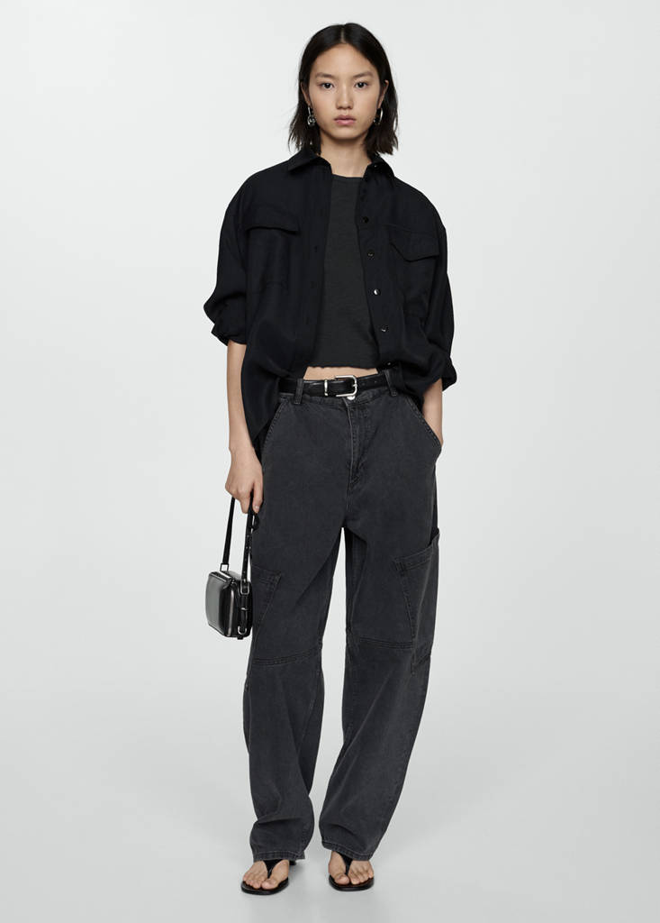 Short-sleeved cotton t-shirt — Black