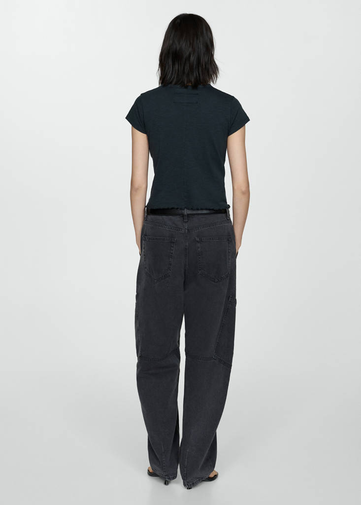Short-sleeved cotton t-shirt — Black