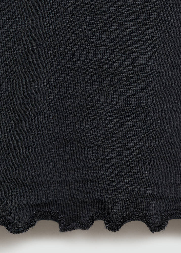 Short-sleeved cotton t-shirt — Black