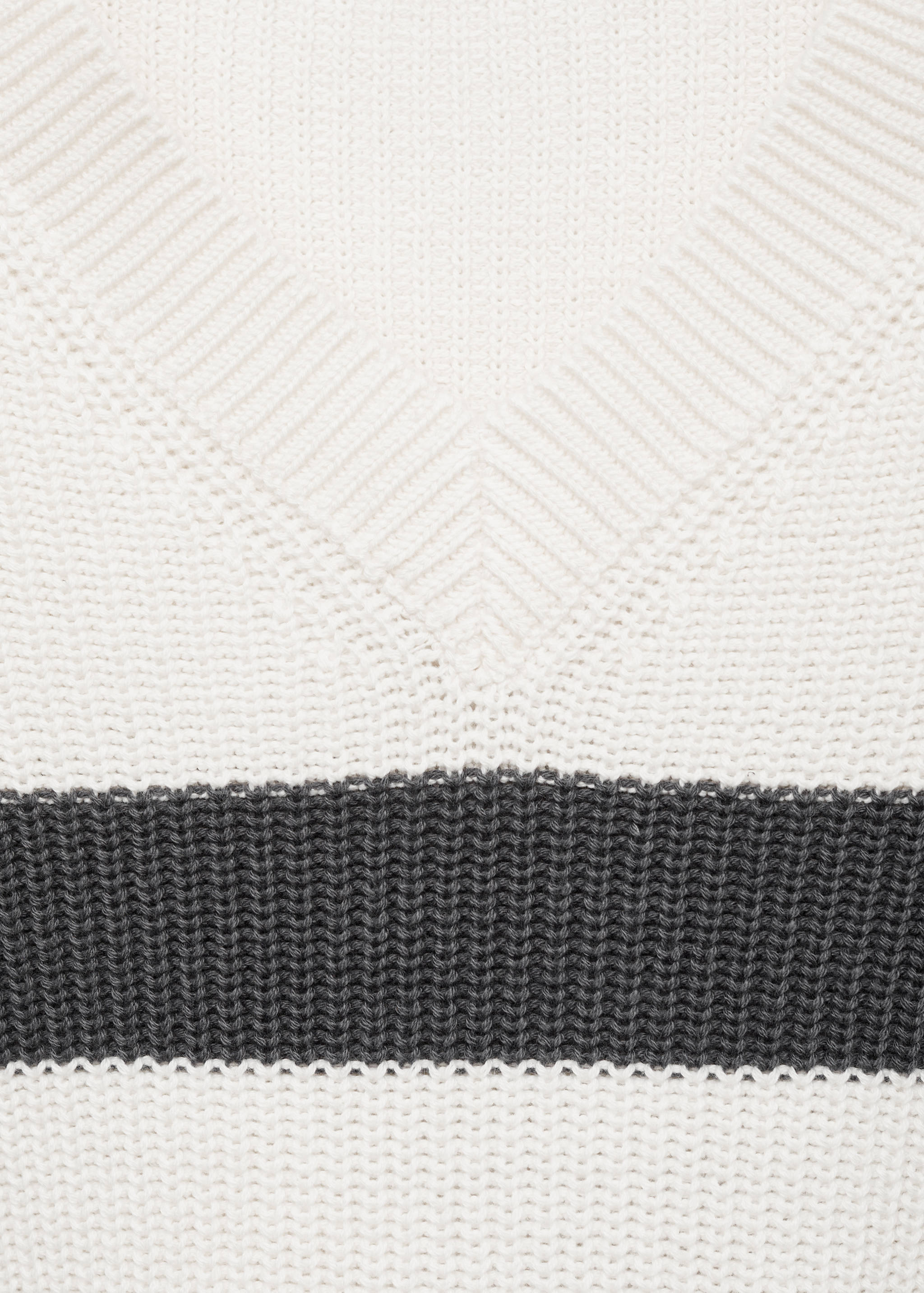 Striped sweater - Details of the article 8