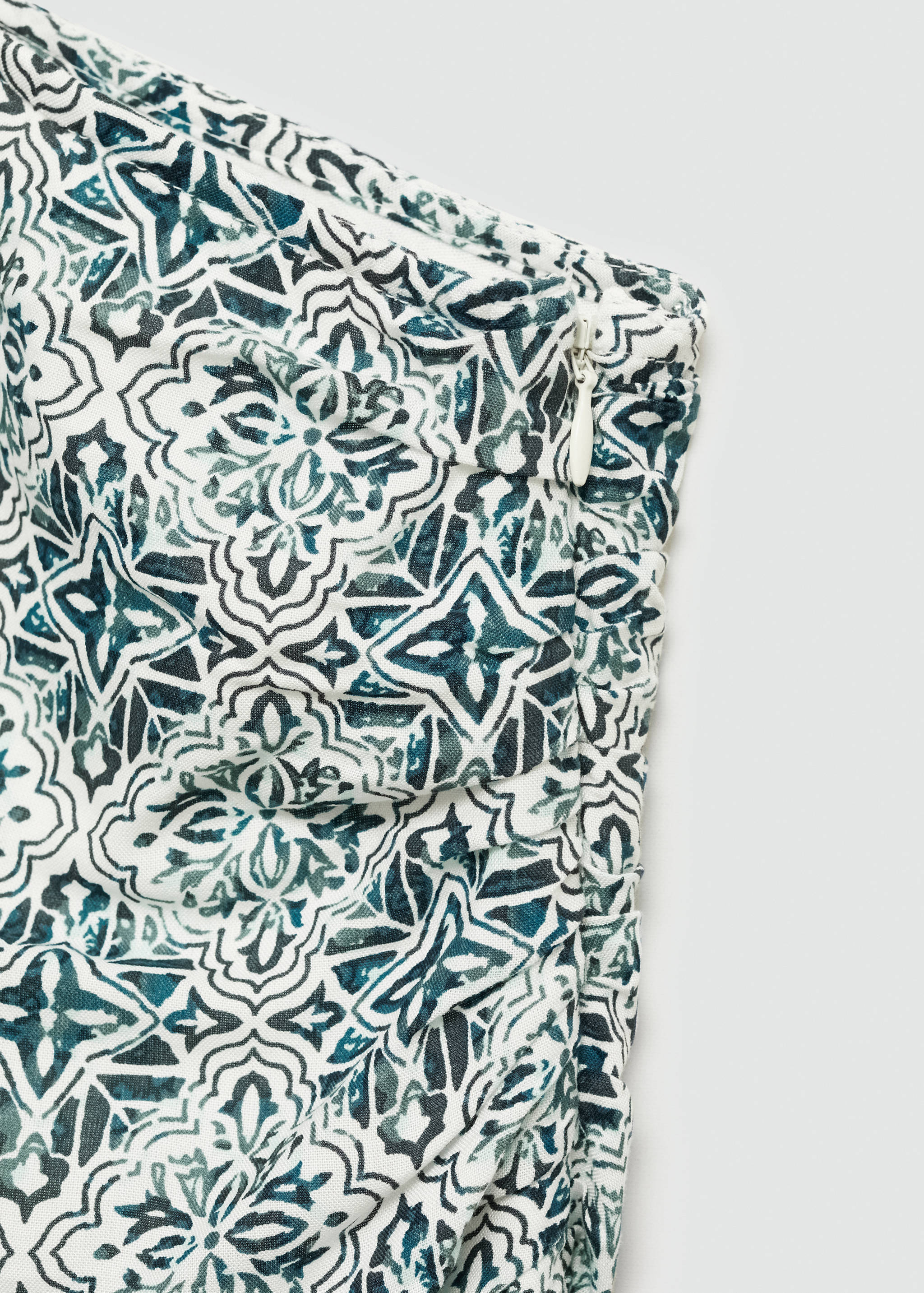 Printed asymmetrical dress - Details of the article 0