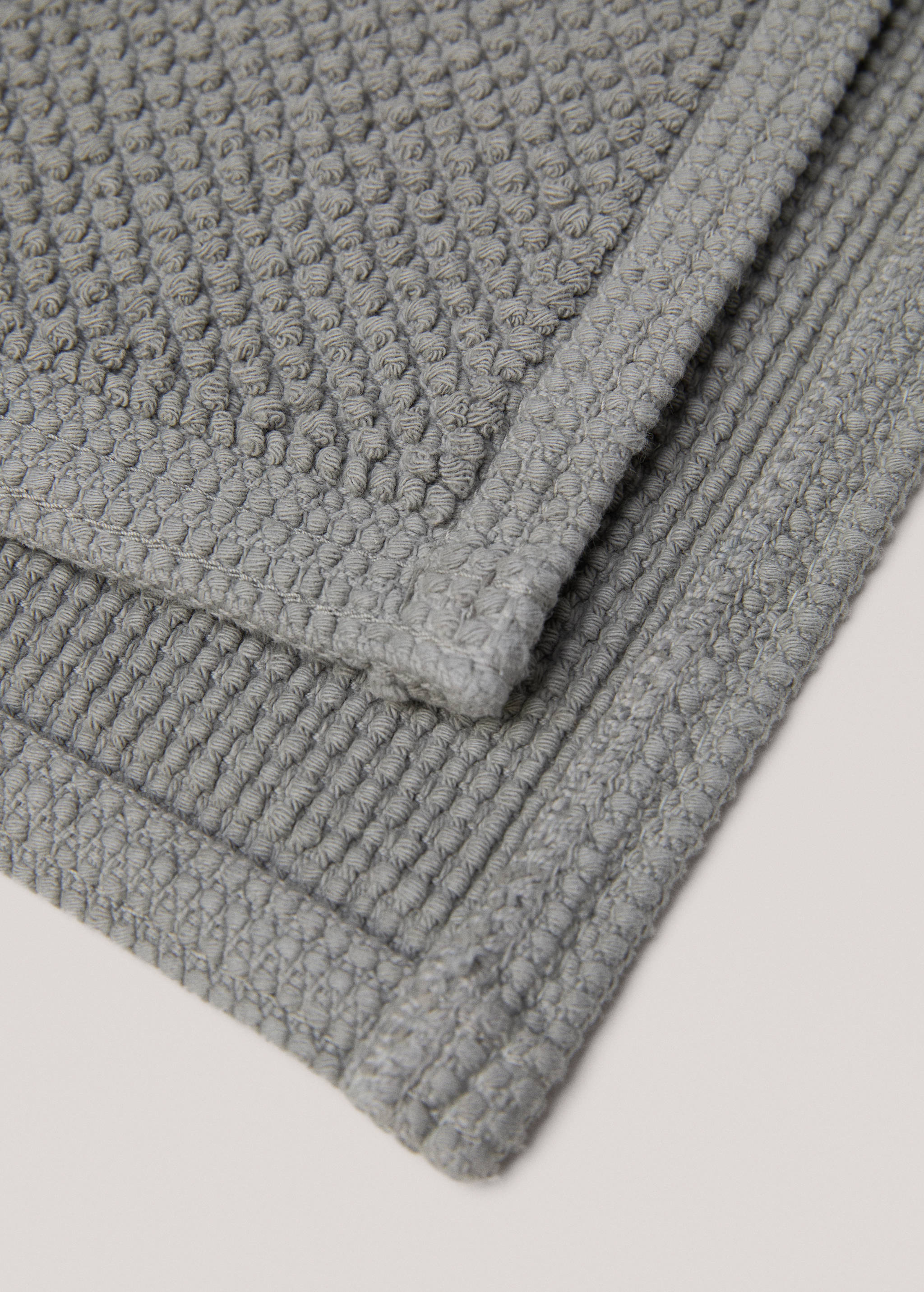 100% cotton bouclé bath rug - Details of the article 1