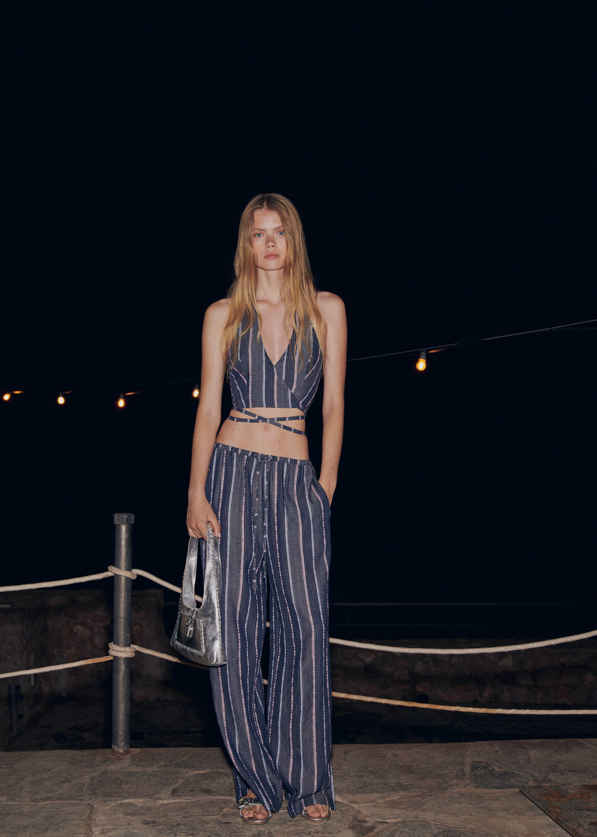 Pantalon droit à rayures - Détail de l'article 7