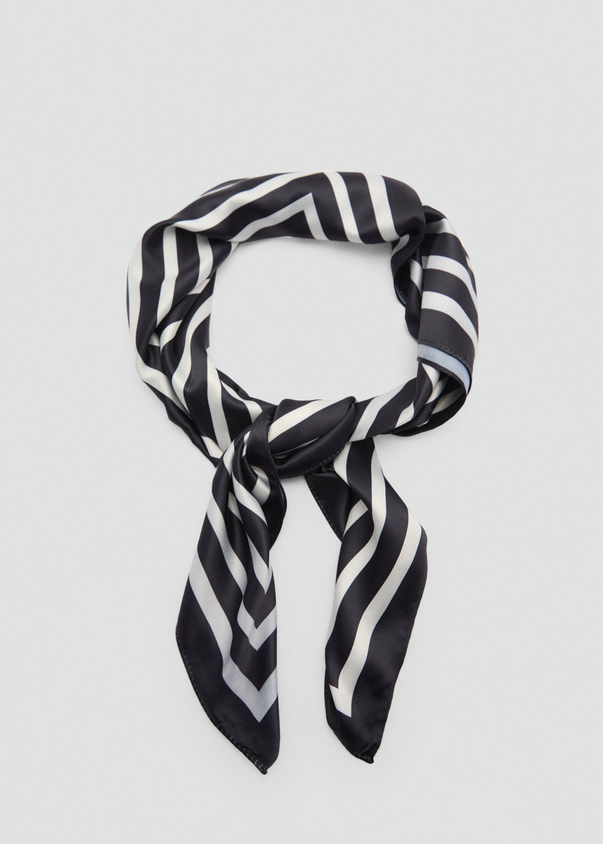 Bicolour printed scarf - Details of the article 1